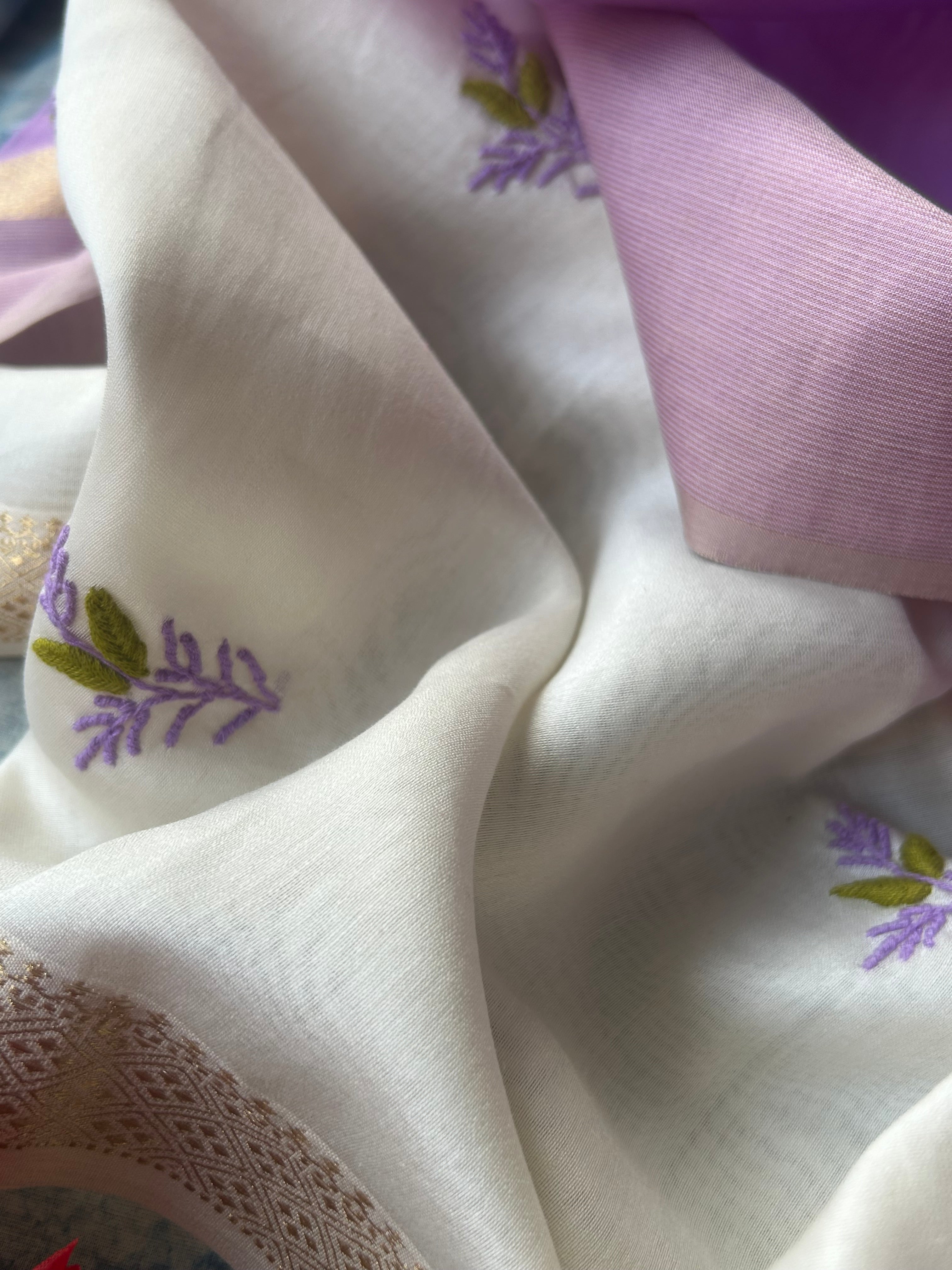 Handwoven Chikankari Work Maheshwari Set
