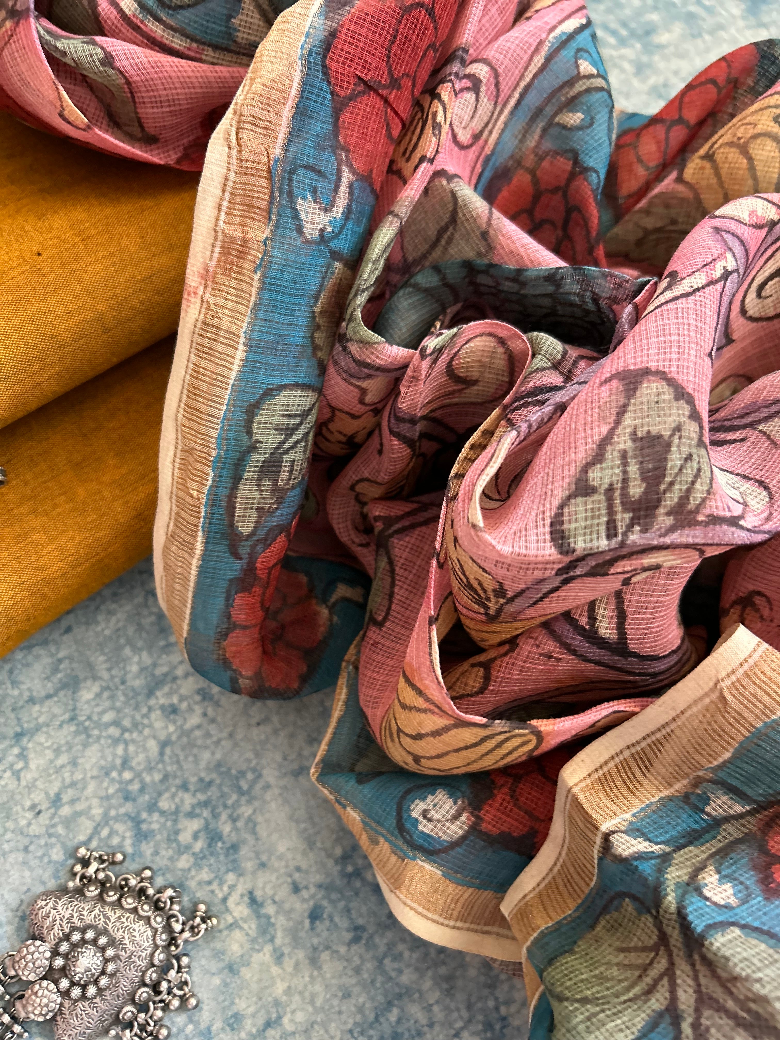 Handwoven Handcrafted Kalamkari Set