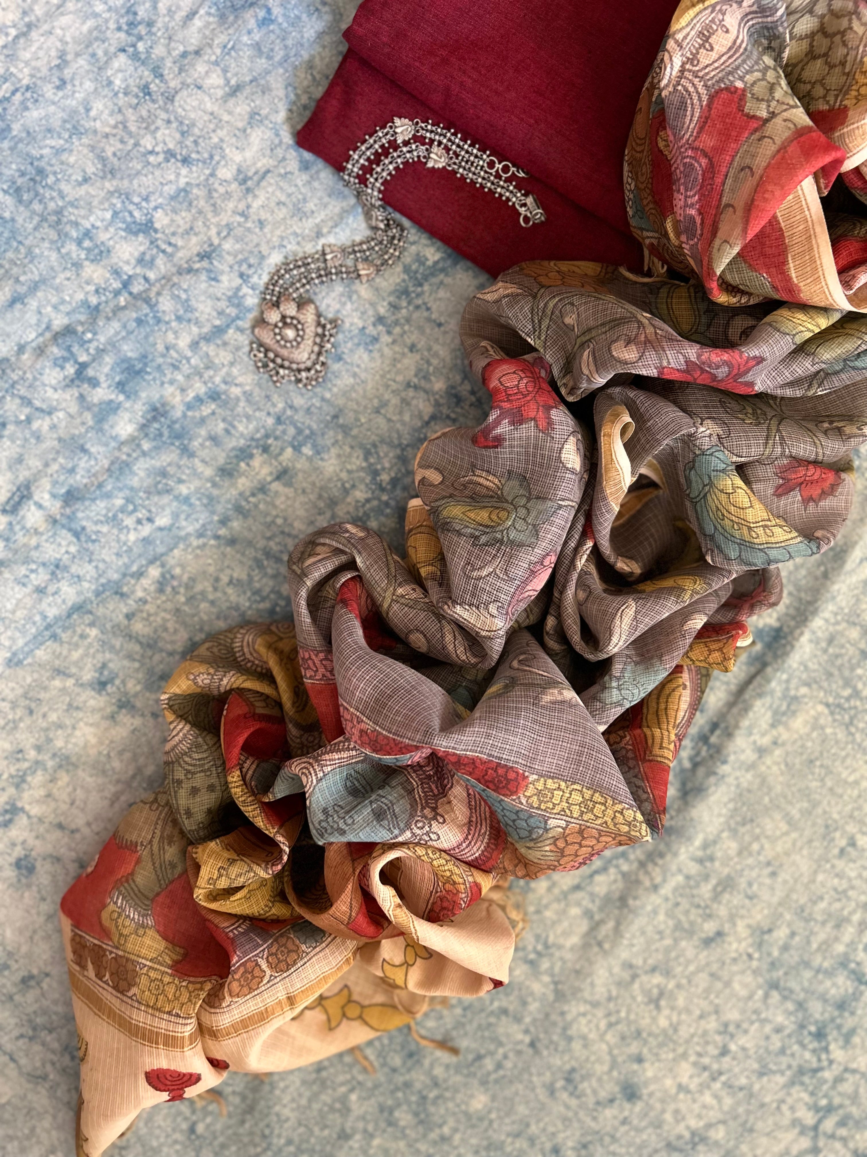 Handwoven Handcrafted Kalamkari Set (to be shipped post 30 aug)