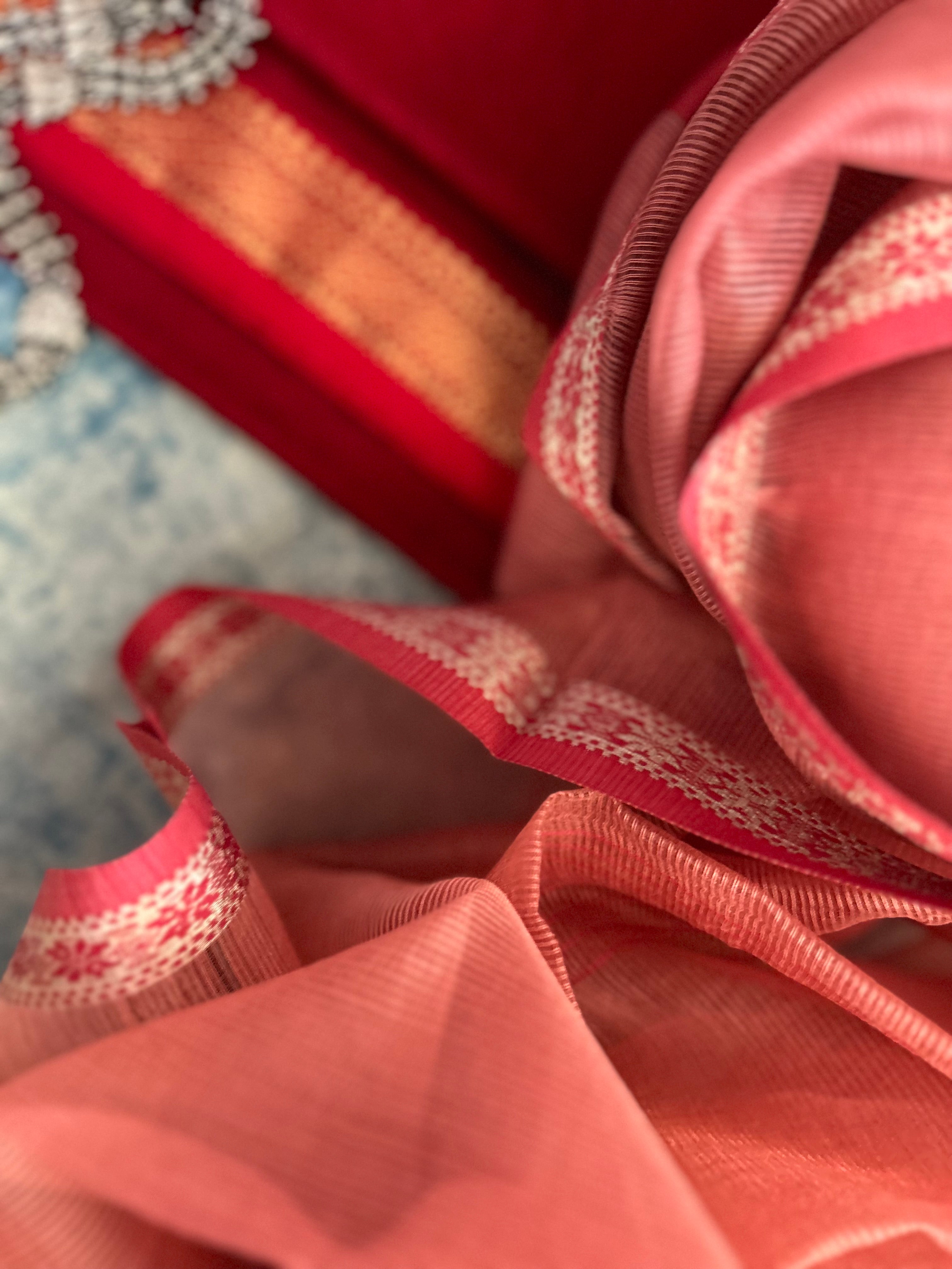 Handwoven Maheshwari Kurta Dupatta Set