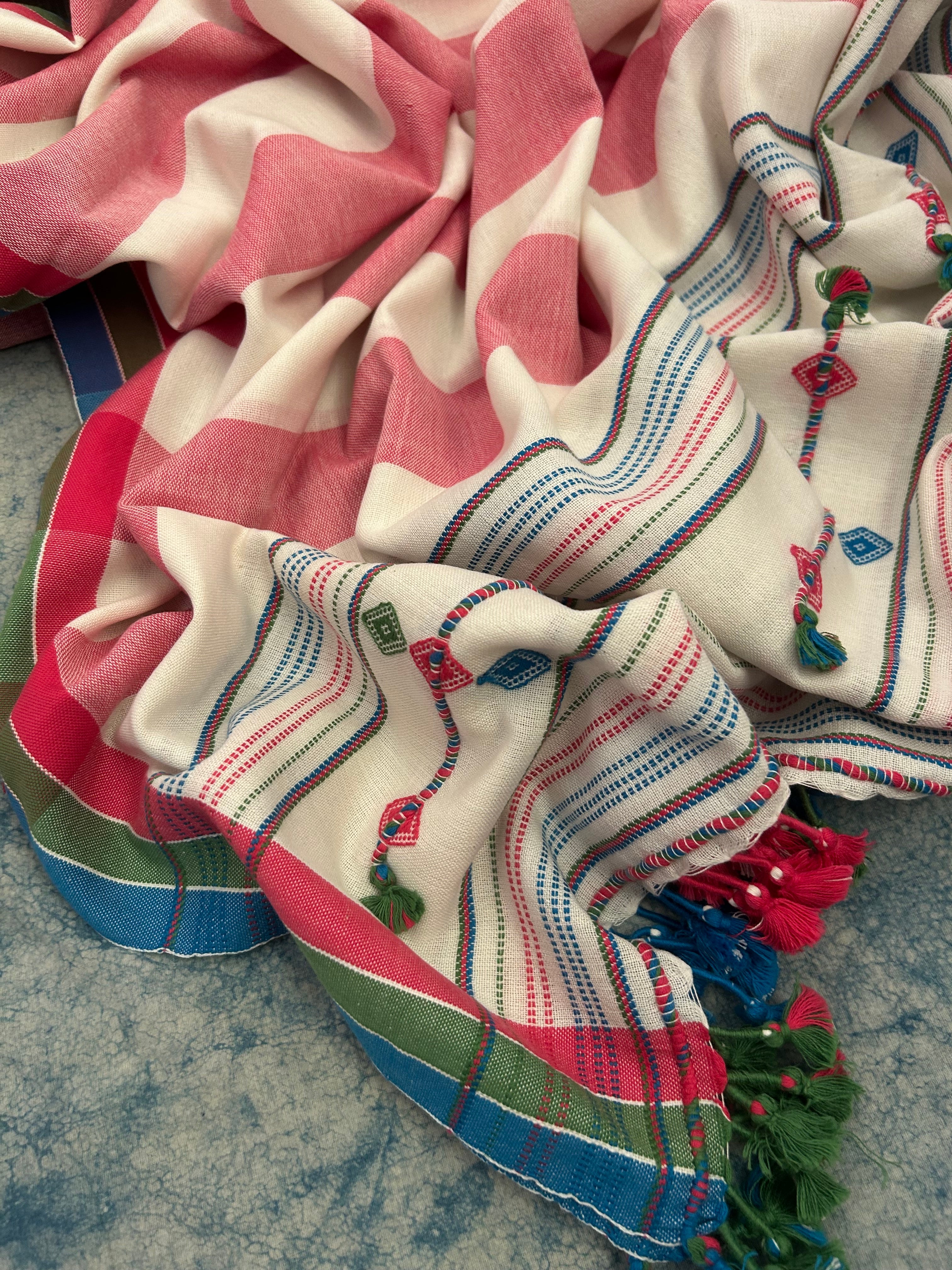 Handwoven Bhujodi Set - Green Red and Peach Pink