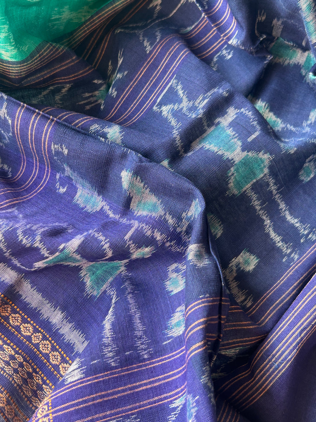 Aftab - Handwoven Ikath Kurta Dupatta Set