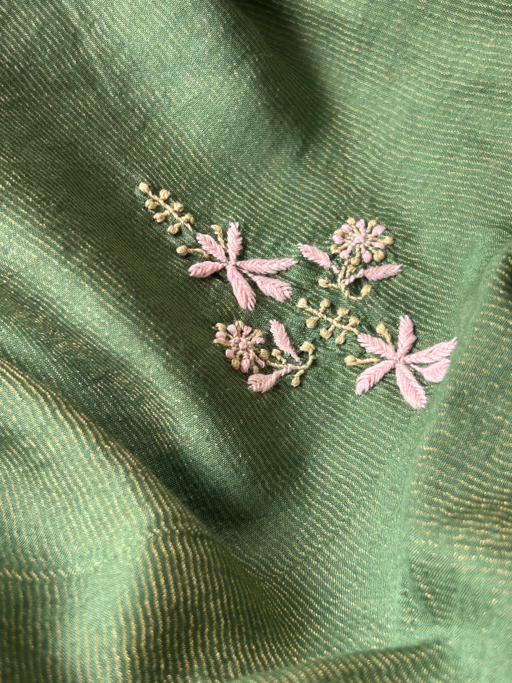 Archana - Handwoven Chikankari Work Maheshwari Tissue Set