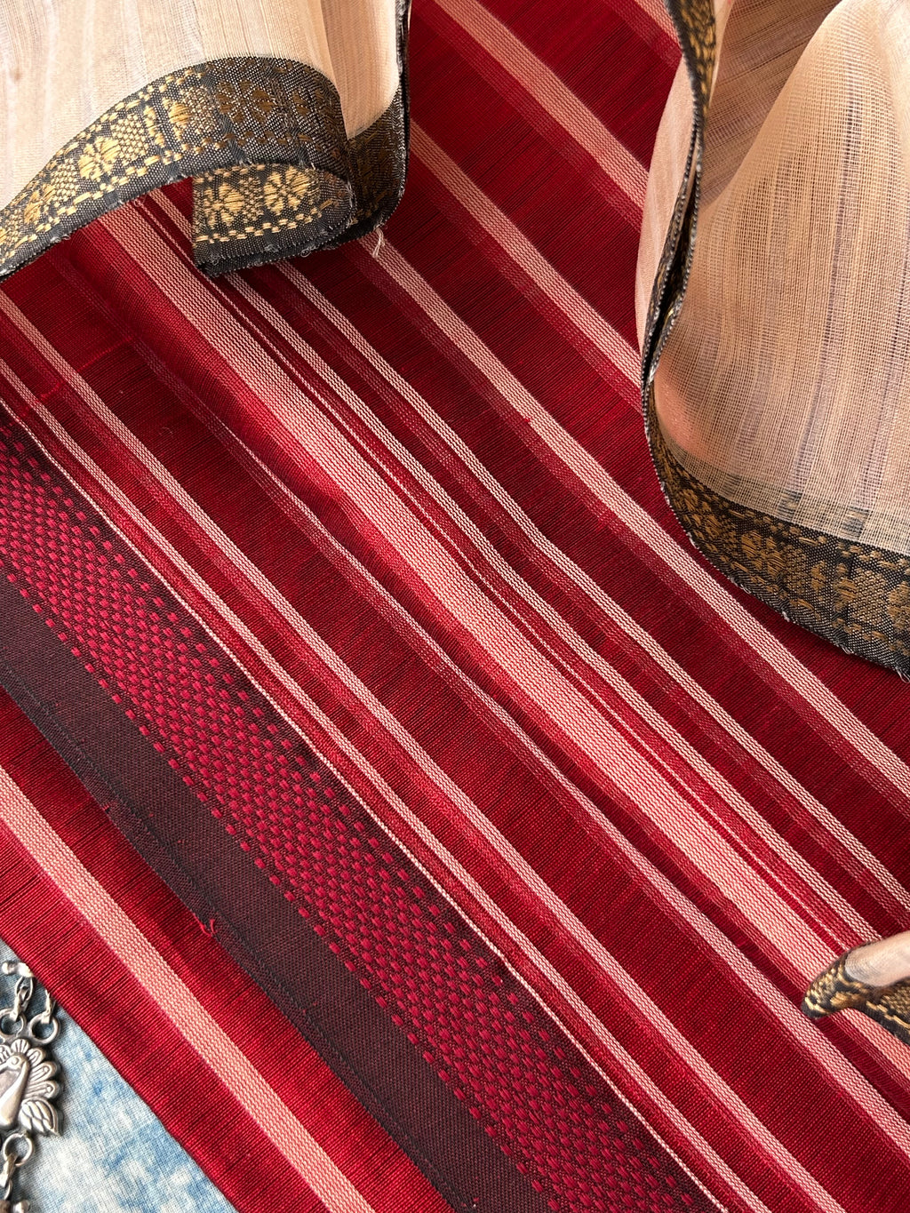 Handwoven Maheshwari Kurta Dupatta Set - Apple Red & Almond