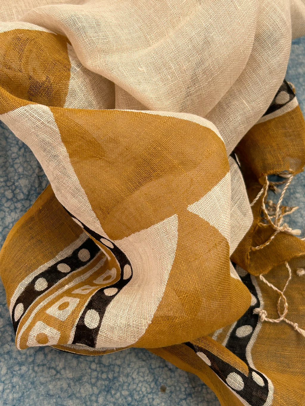 Handcrafted Linen Kurta Dupatta Set
