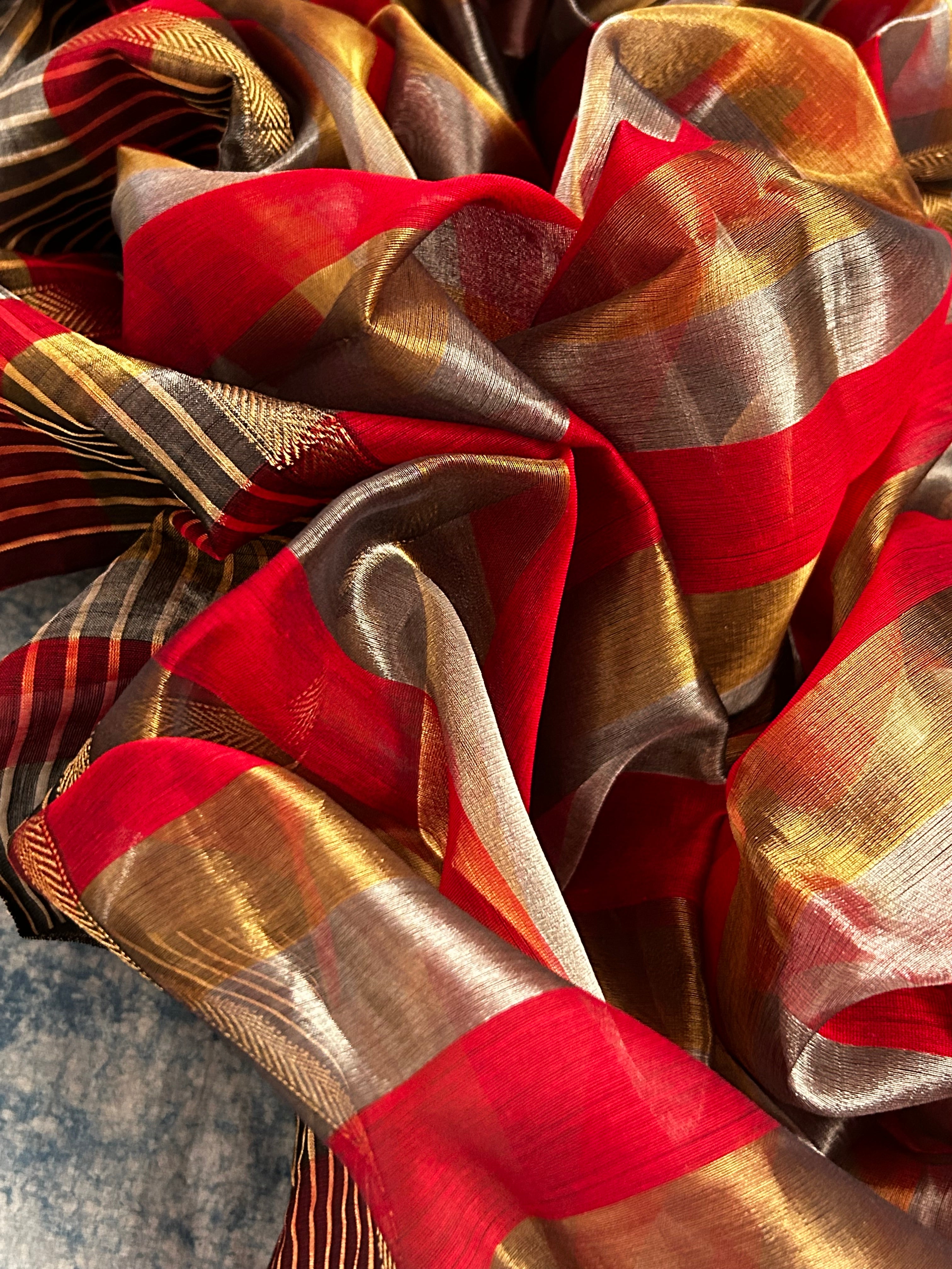 Handwoven Maheshwari tissue Kurta Dupatta Set
