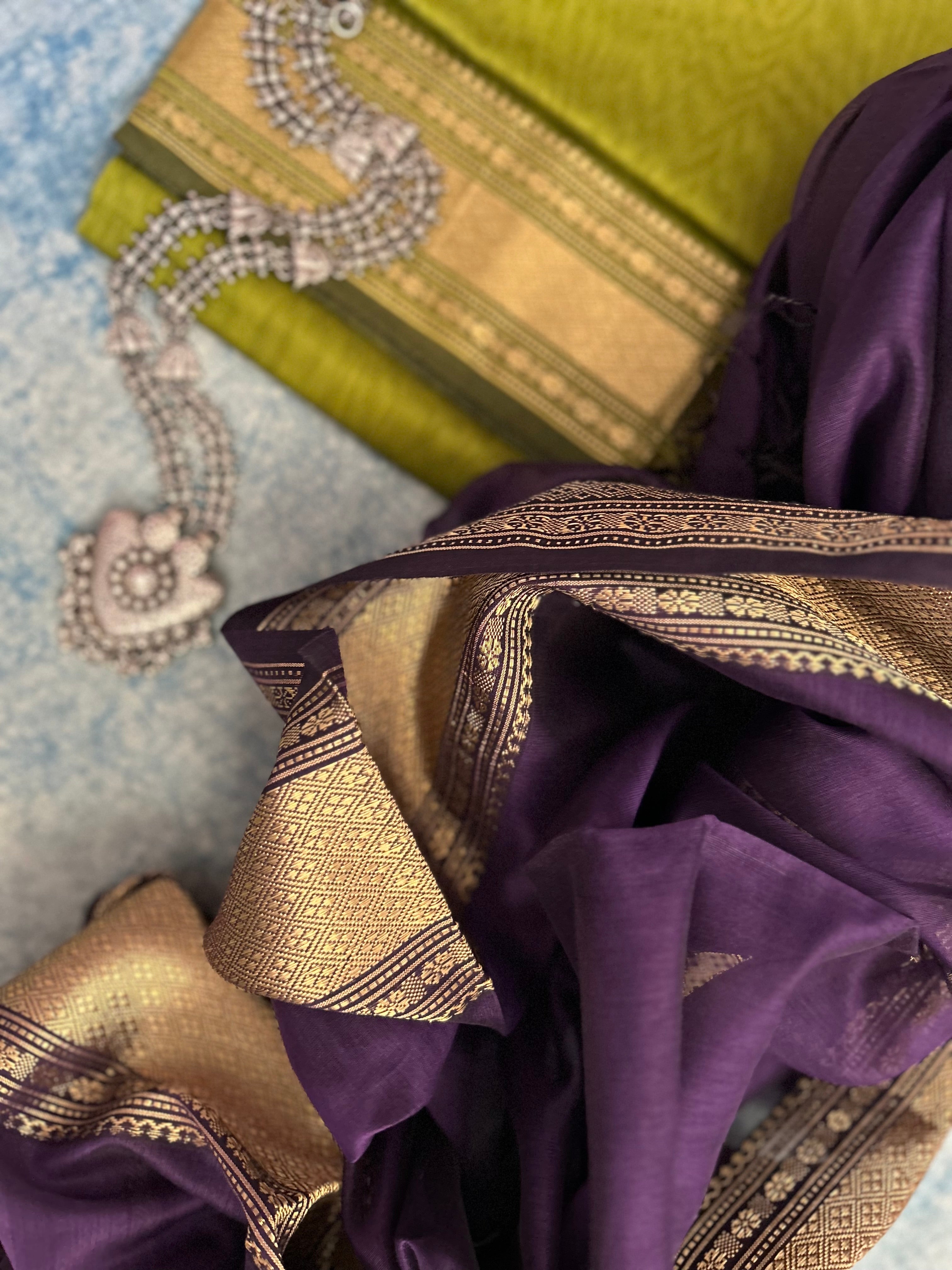 Handwoven Maheshwari Kurta Dupatta Set