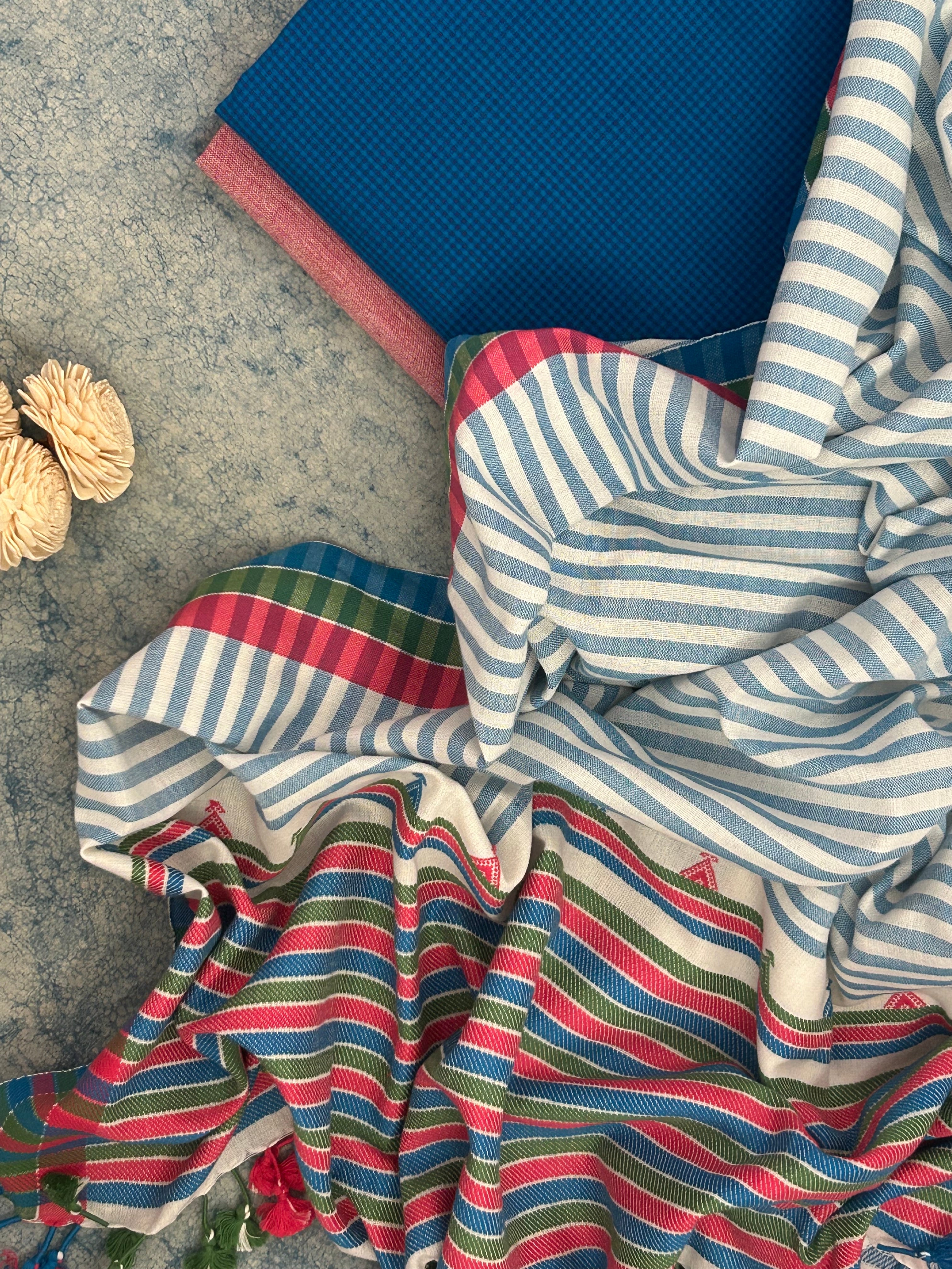 Handwoven Bhujodi Set - Blue and Peach Pink
