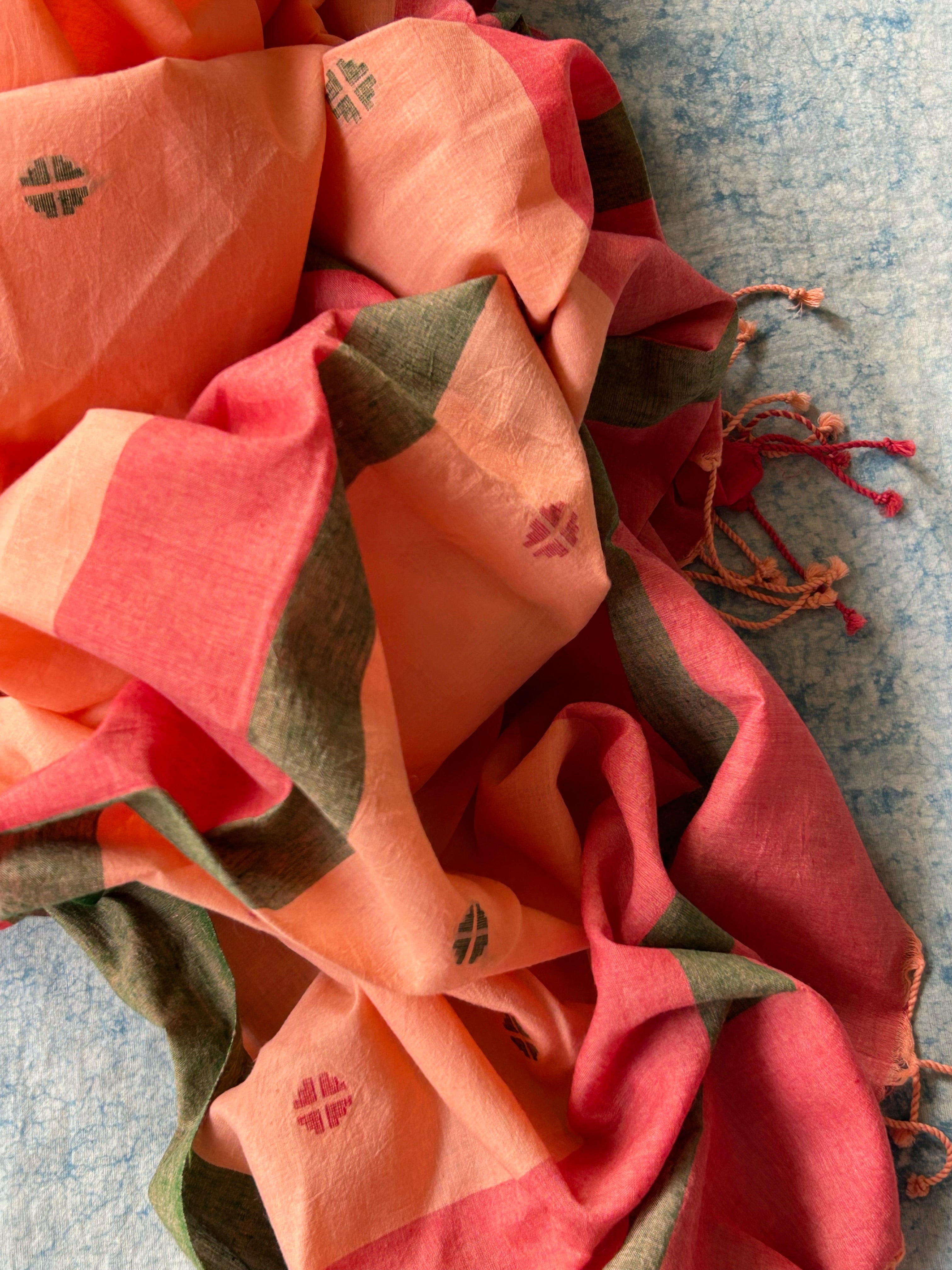 Bahaar - Handwoven Cotton Bengal Jamdani Dupatta Set