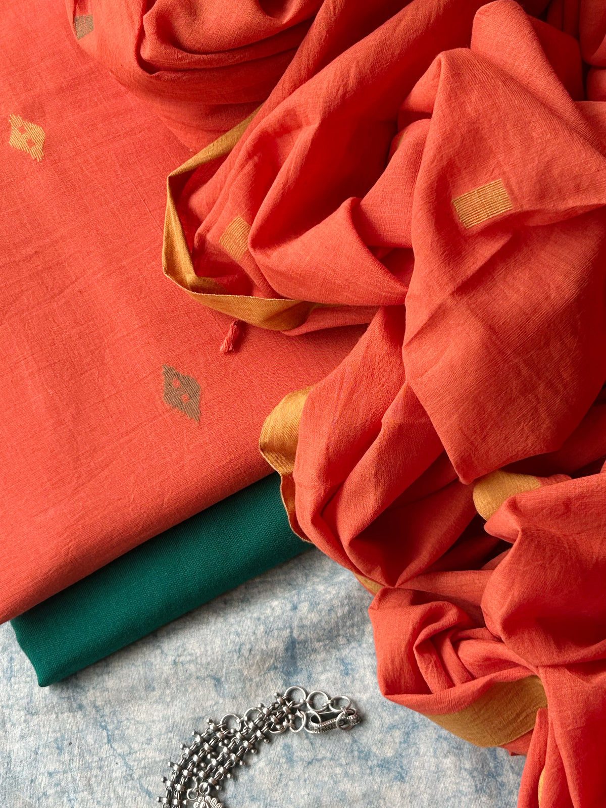 Aarya - Handwoven Bengal Jamdani Kurta Dupatta set