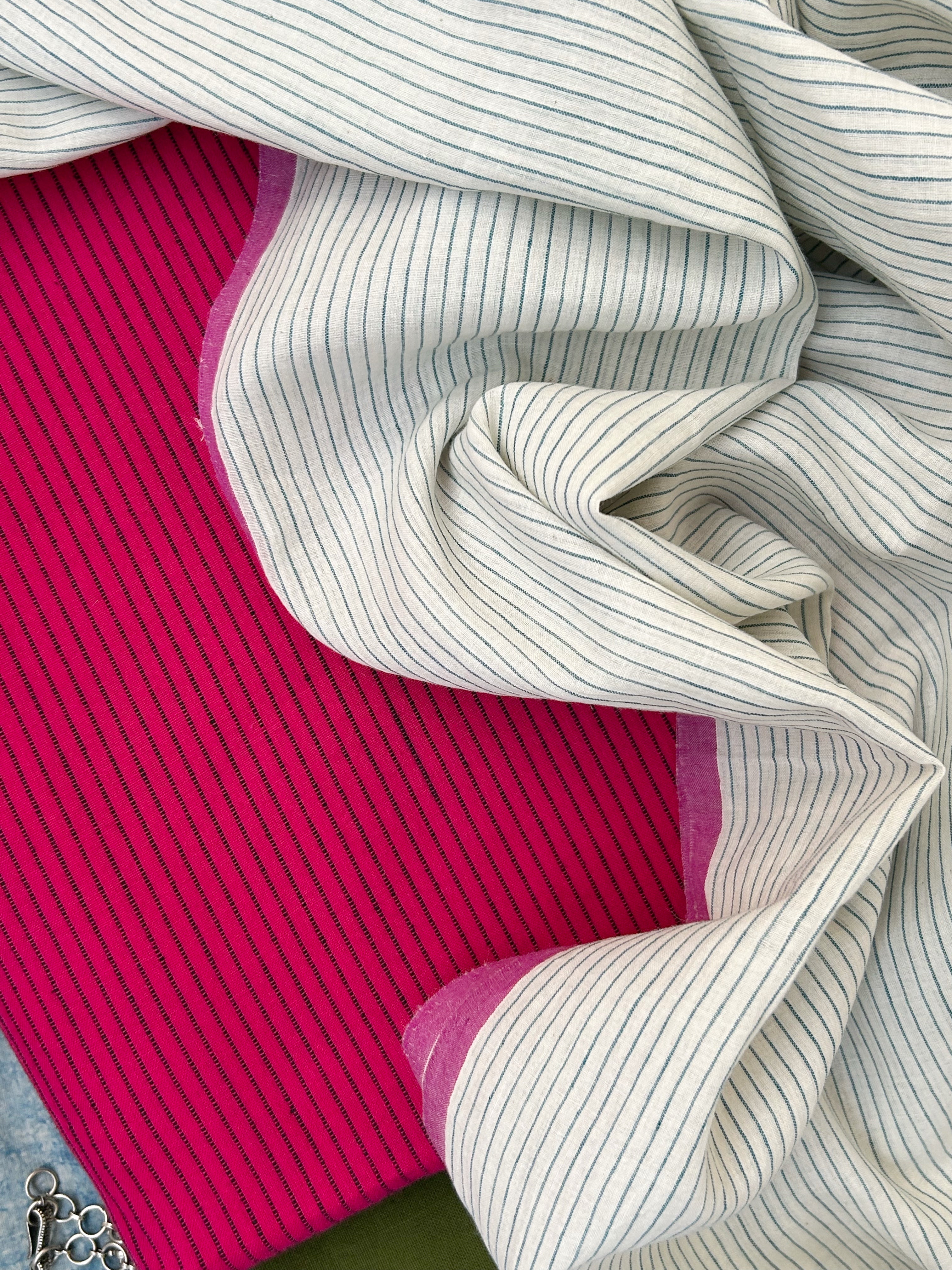 Handwoven Cotton Bengal Jamdani Dupatta Set - The Garden Bloom 2