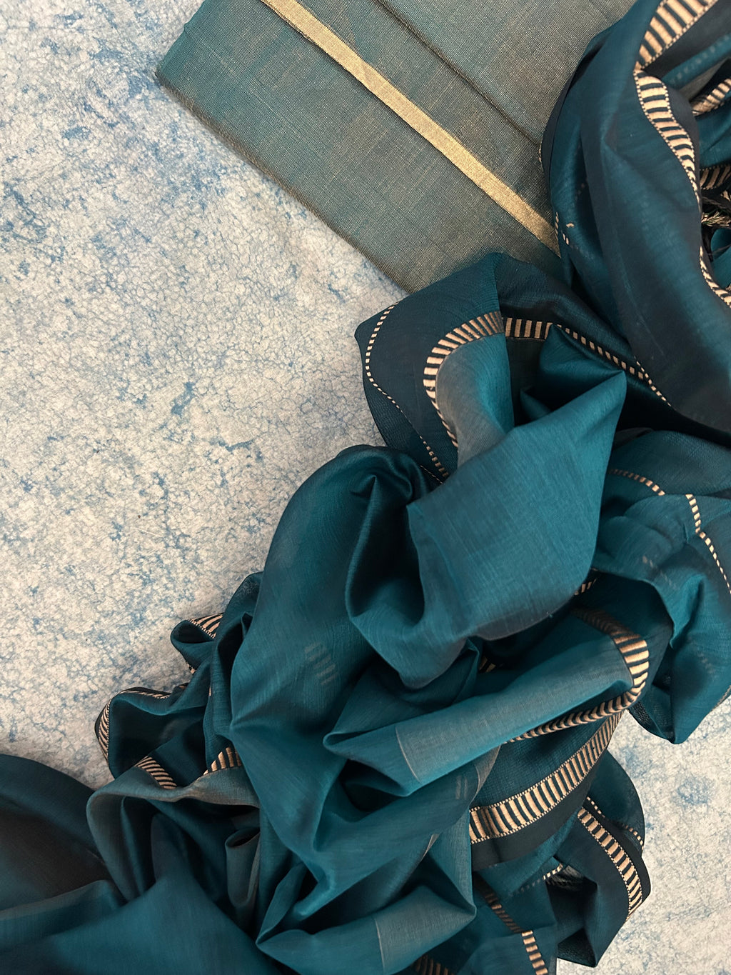 Handwoven Maheshwari Kurta Dupatta Set -Teal Blue
