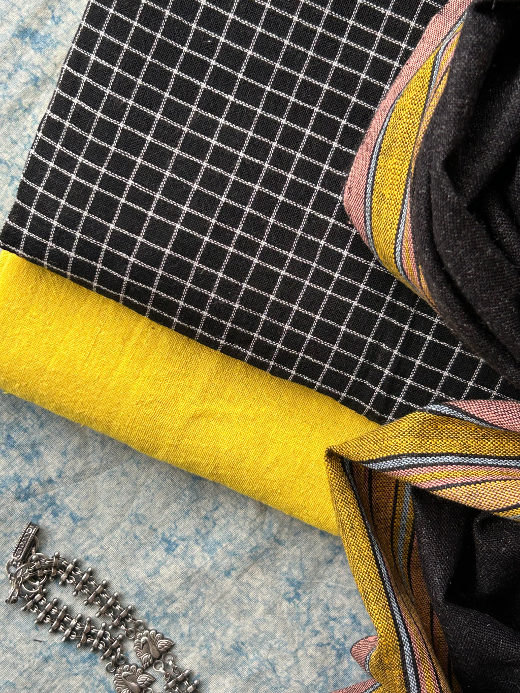 Dhoop Chaon - Handspun Handwoven Kotpad and Bhujodi Dupatta Set