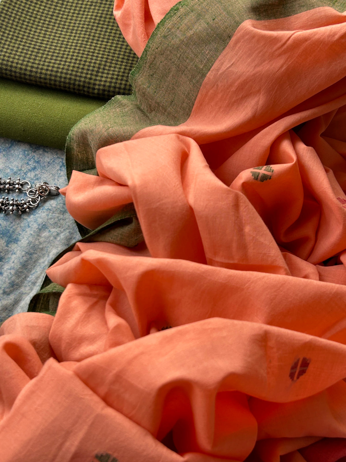 Bahaar - Handwoven Cotton Bengal Jamdani Dupatta Set