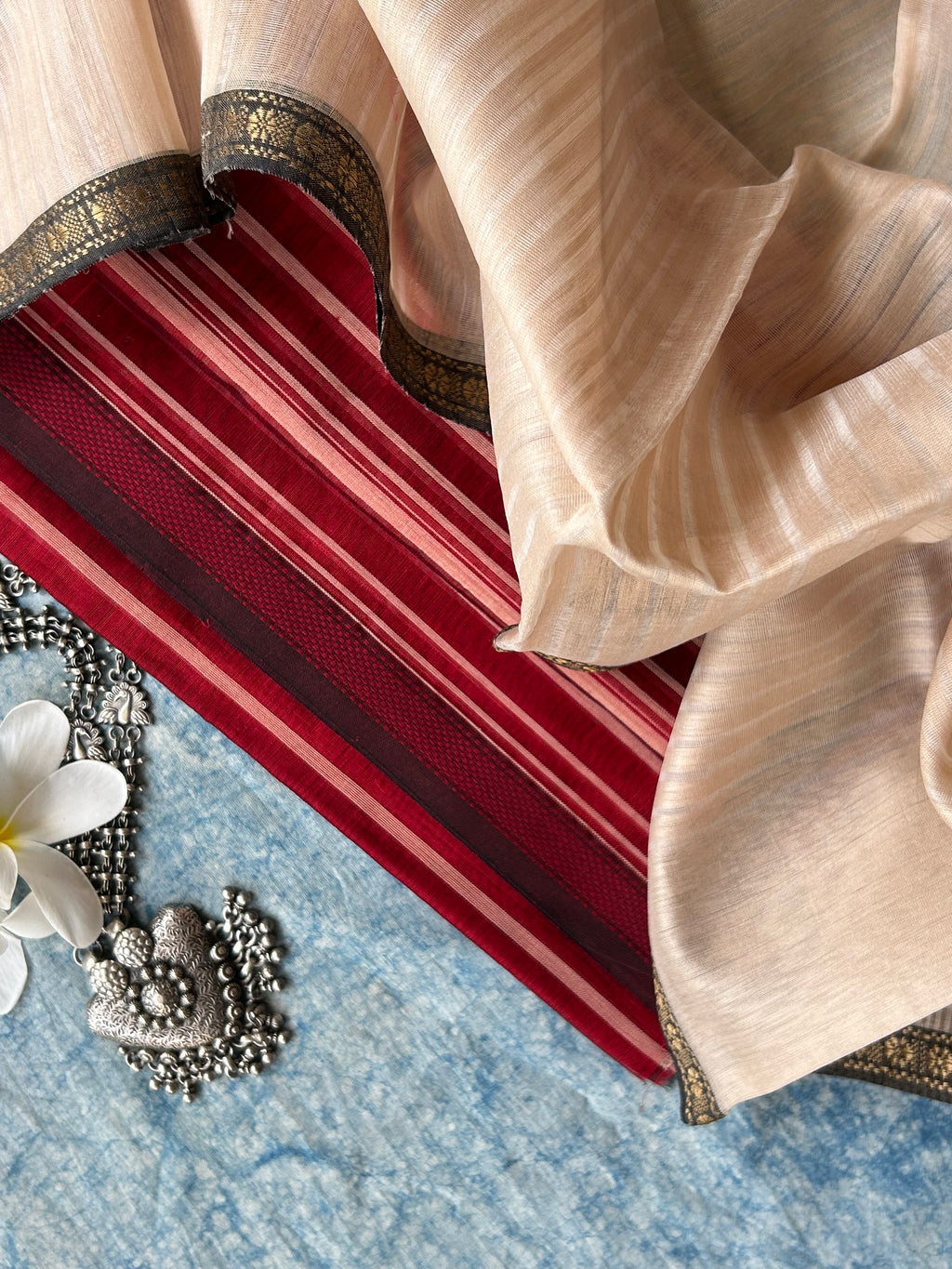 Handwoven Maheshwari Kurta Dupatta Set - Apple Red & Almond