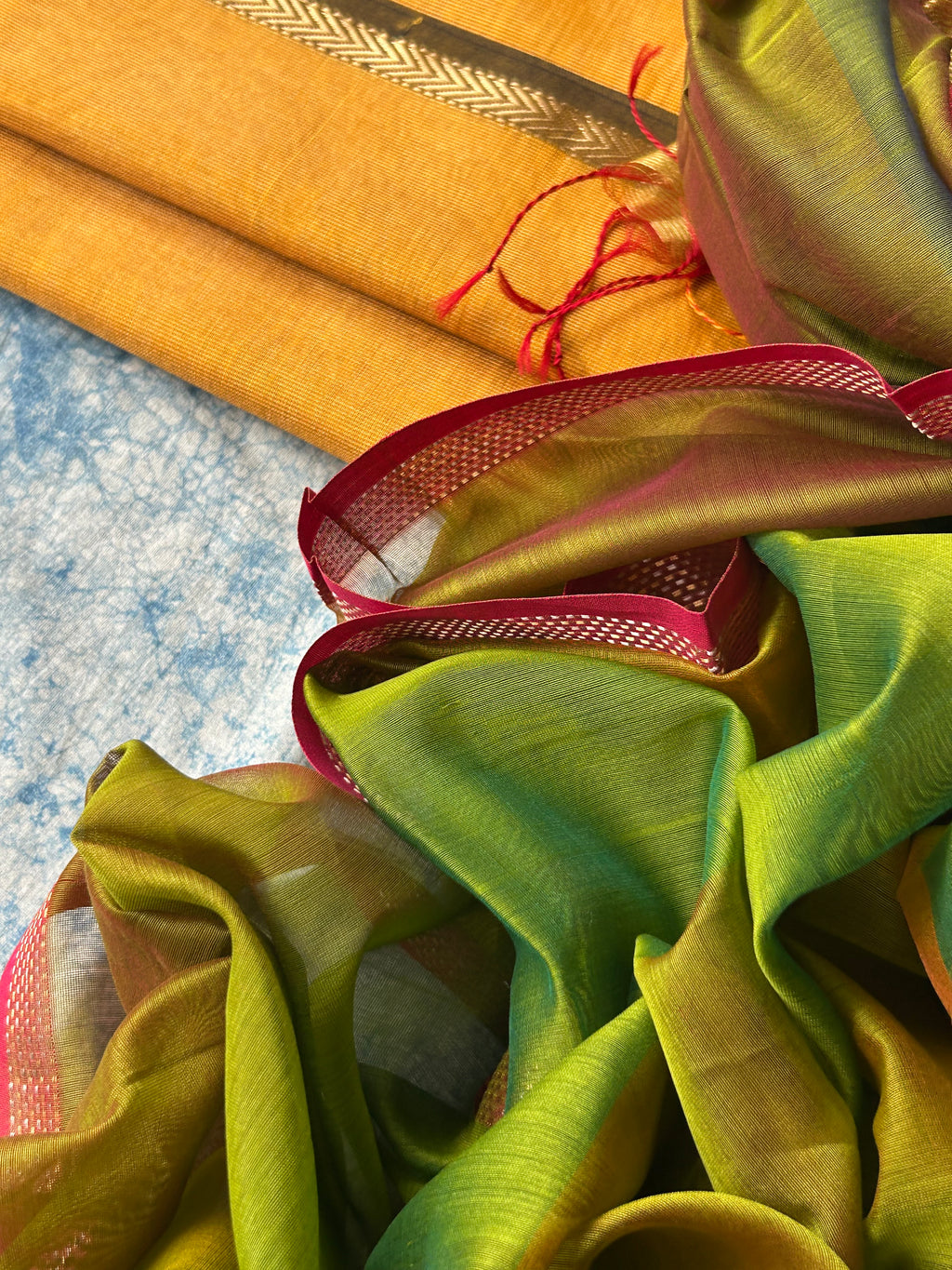 Sangam - Handwoven Maheshwari Kurta Dupatta Set