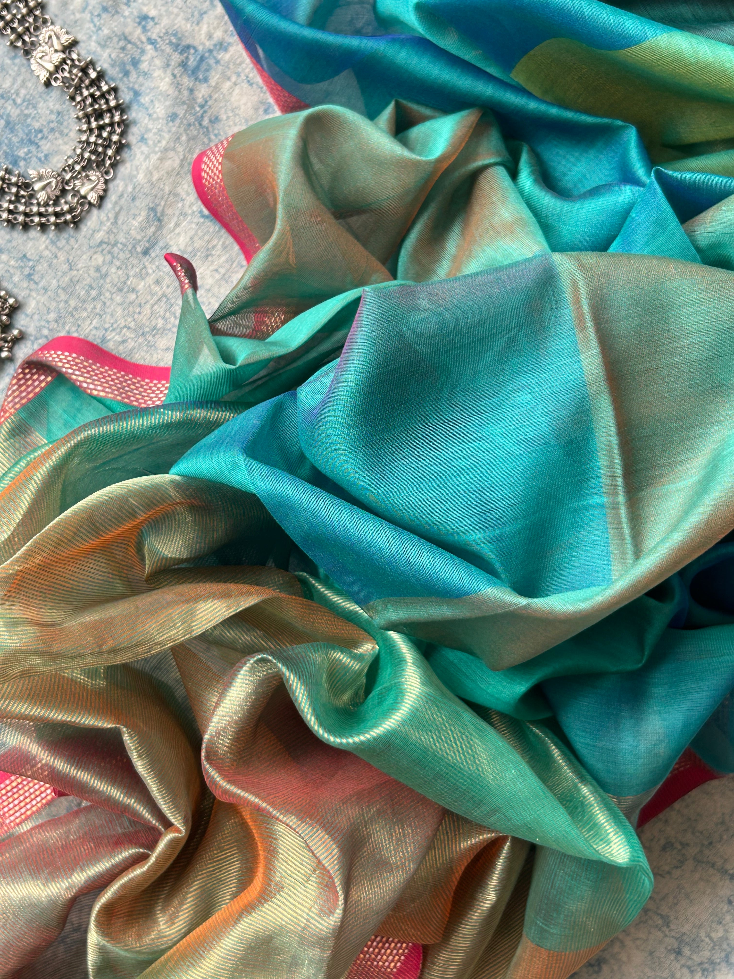 Sheetal - Handwoven Maheshwari Kurta Dupatta Set