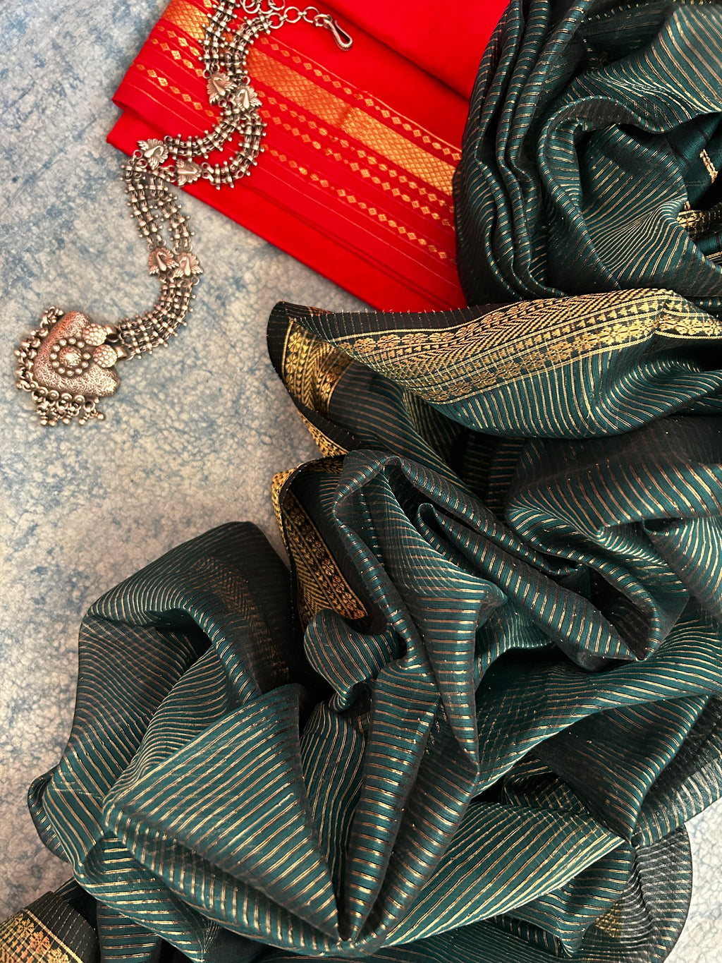 Handwoven Maheshwari Kurta Dupatta Set