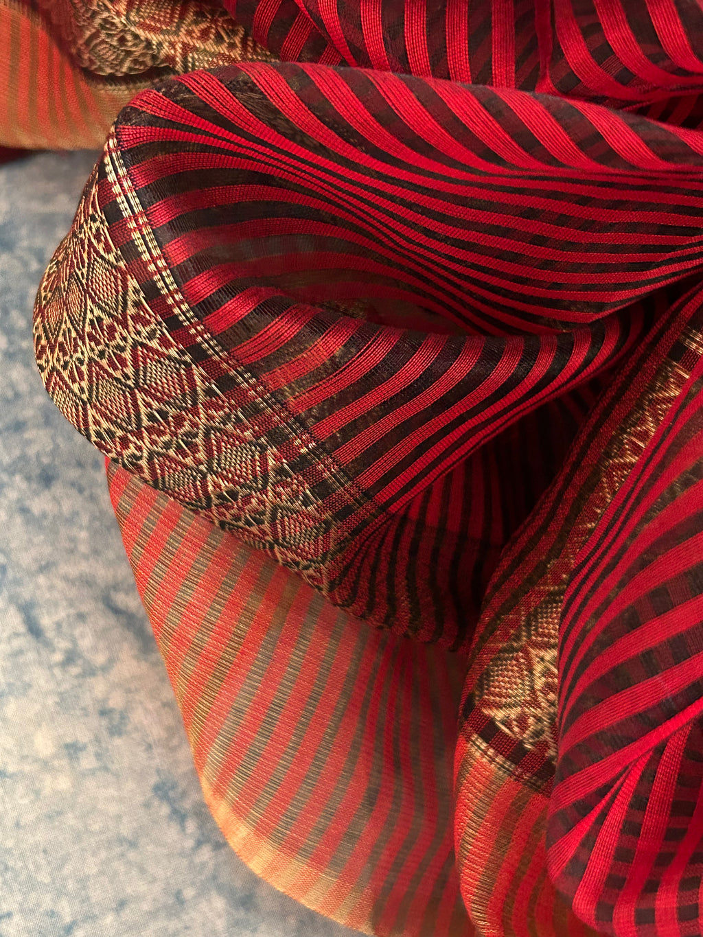 Handwoven Maheshwari Kurta Dupatta Set