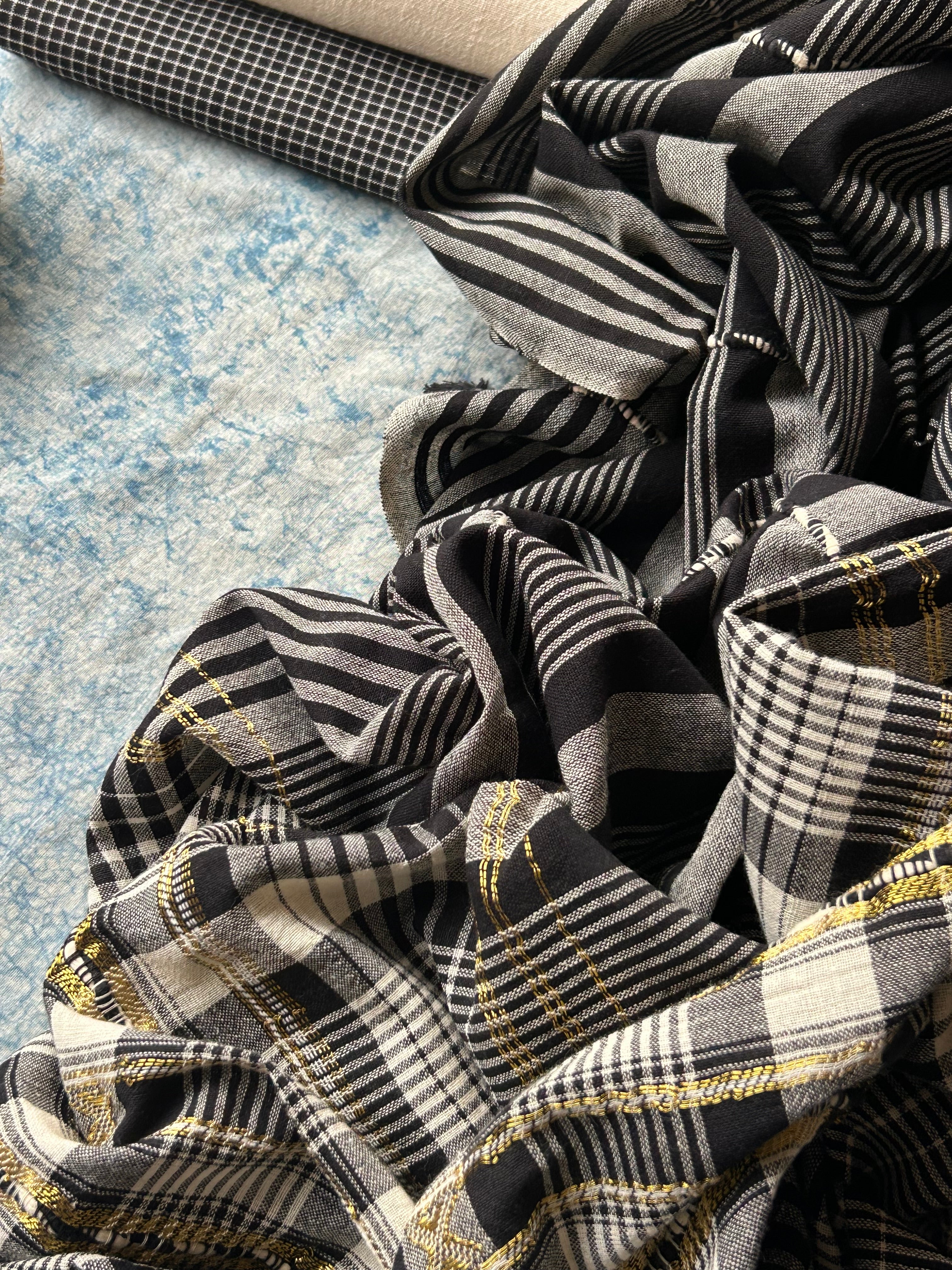 Malhaar - Handwoven Bhujodi Kala Cotton Set