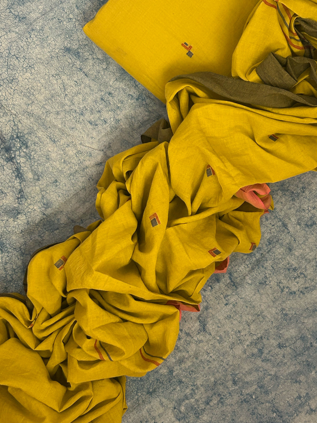Sarson  - Handwoven Bengal Jamdani Kurta Dupatta set