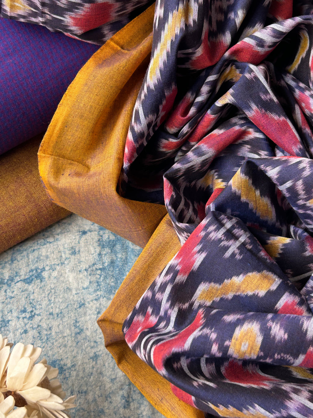 Kalindi - Handwoven Ikat Kurta Dupatta Set
