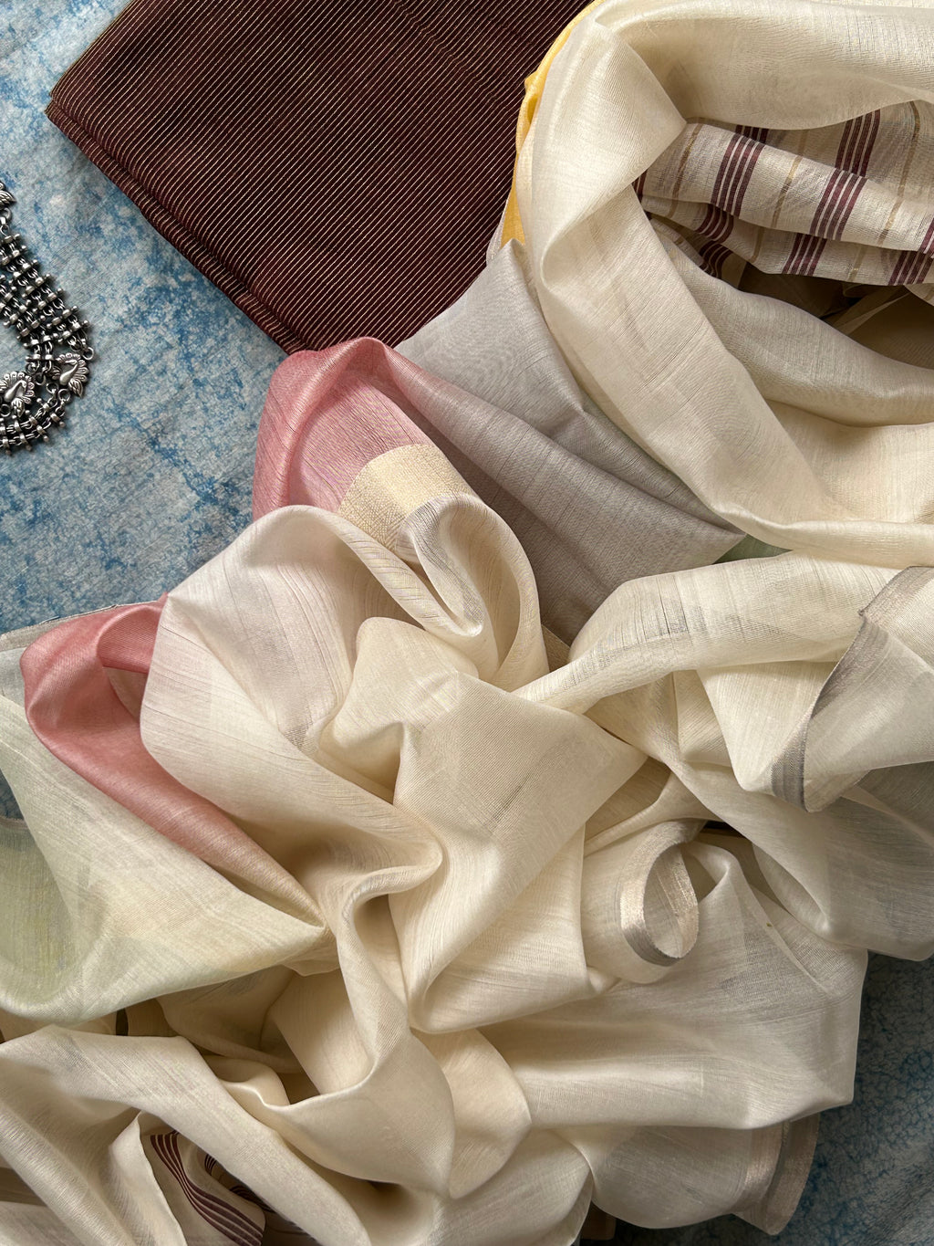 Kiran - Handwoven Maheshwari Kurta Dupatta Set
