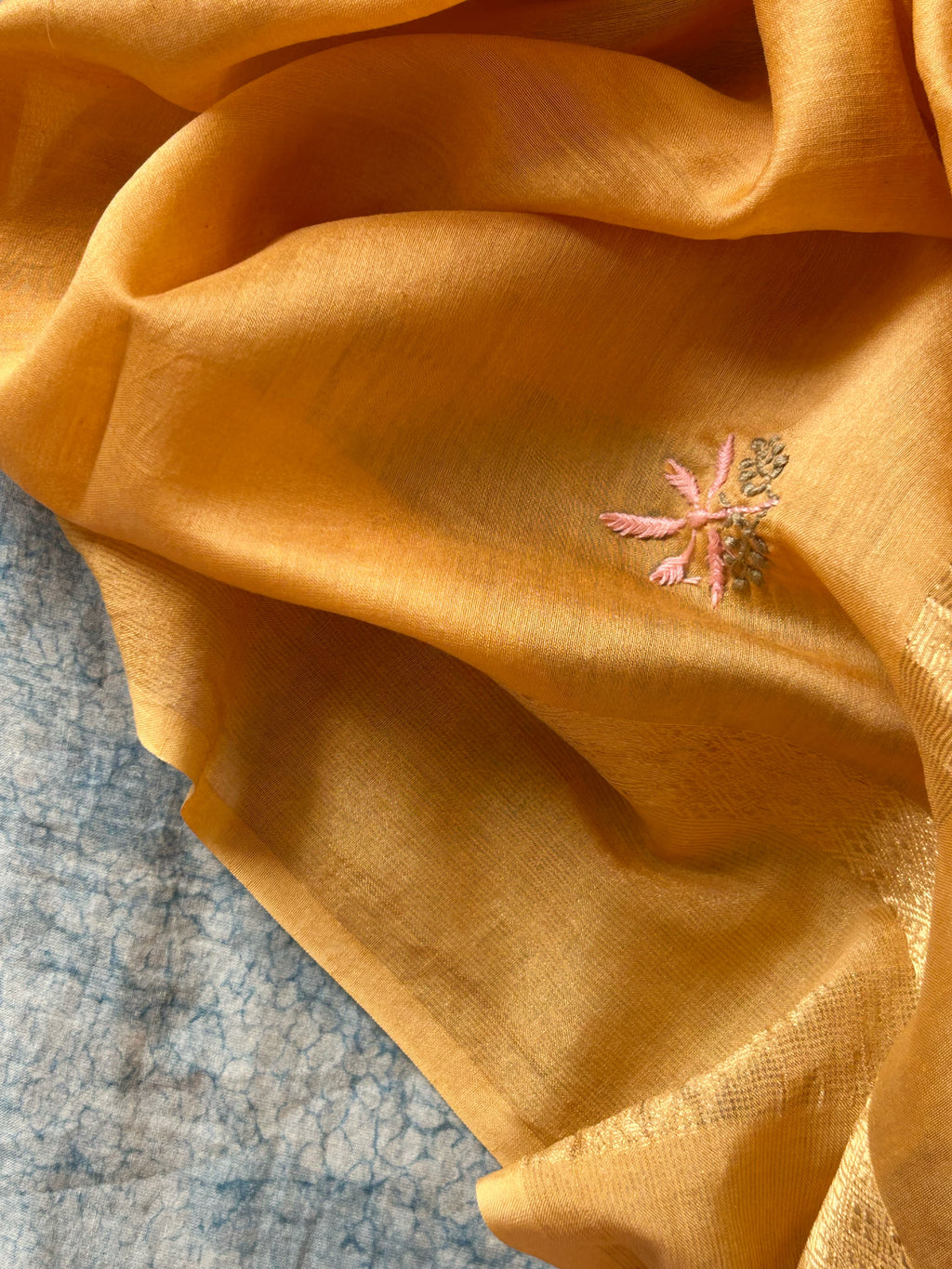 Avira - Handwoven Chikankari Work Maheshwari Set