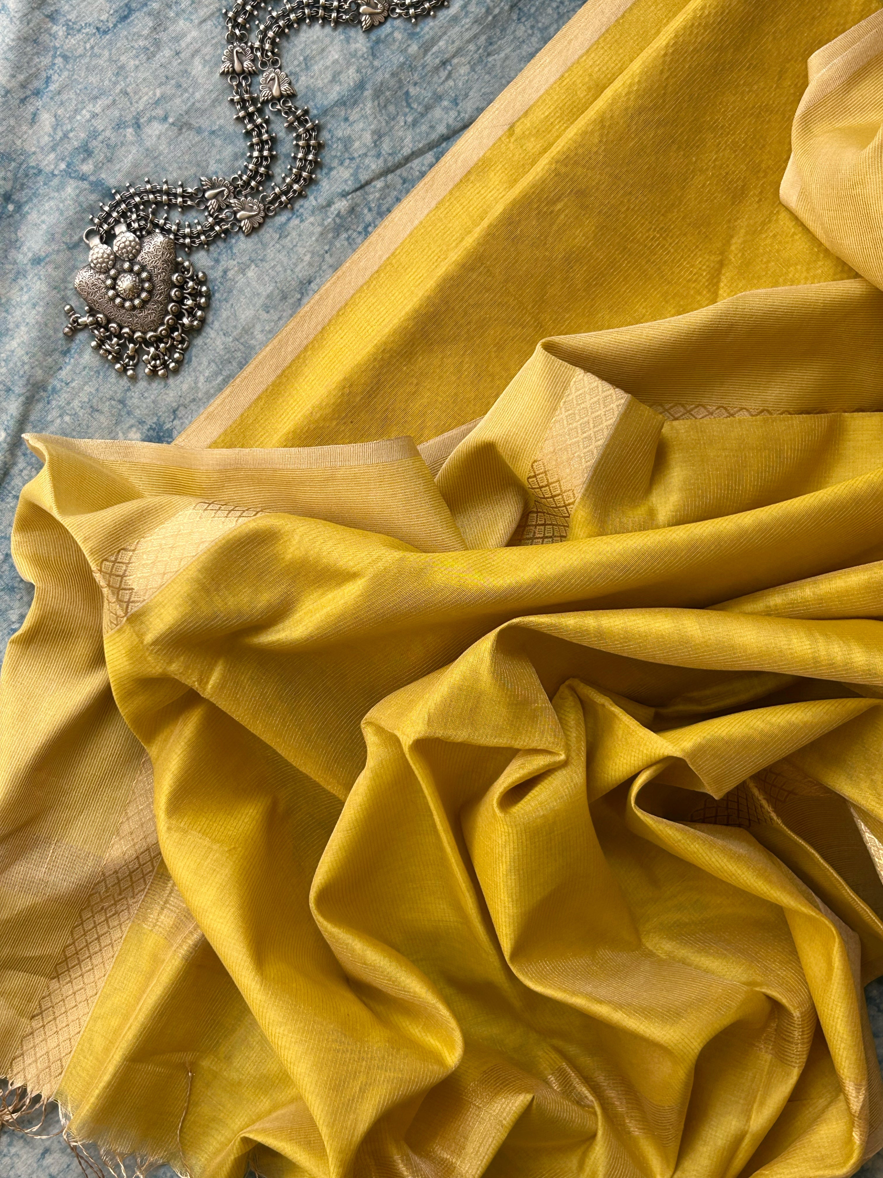 Handwoven Maheshwari Kurta Dupatta Set - Gold Yellow