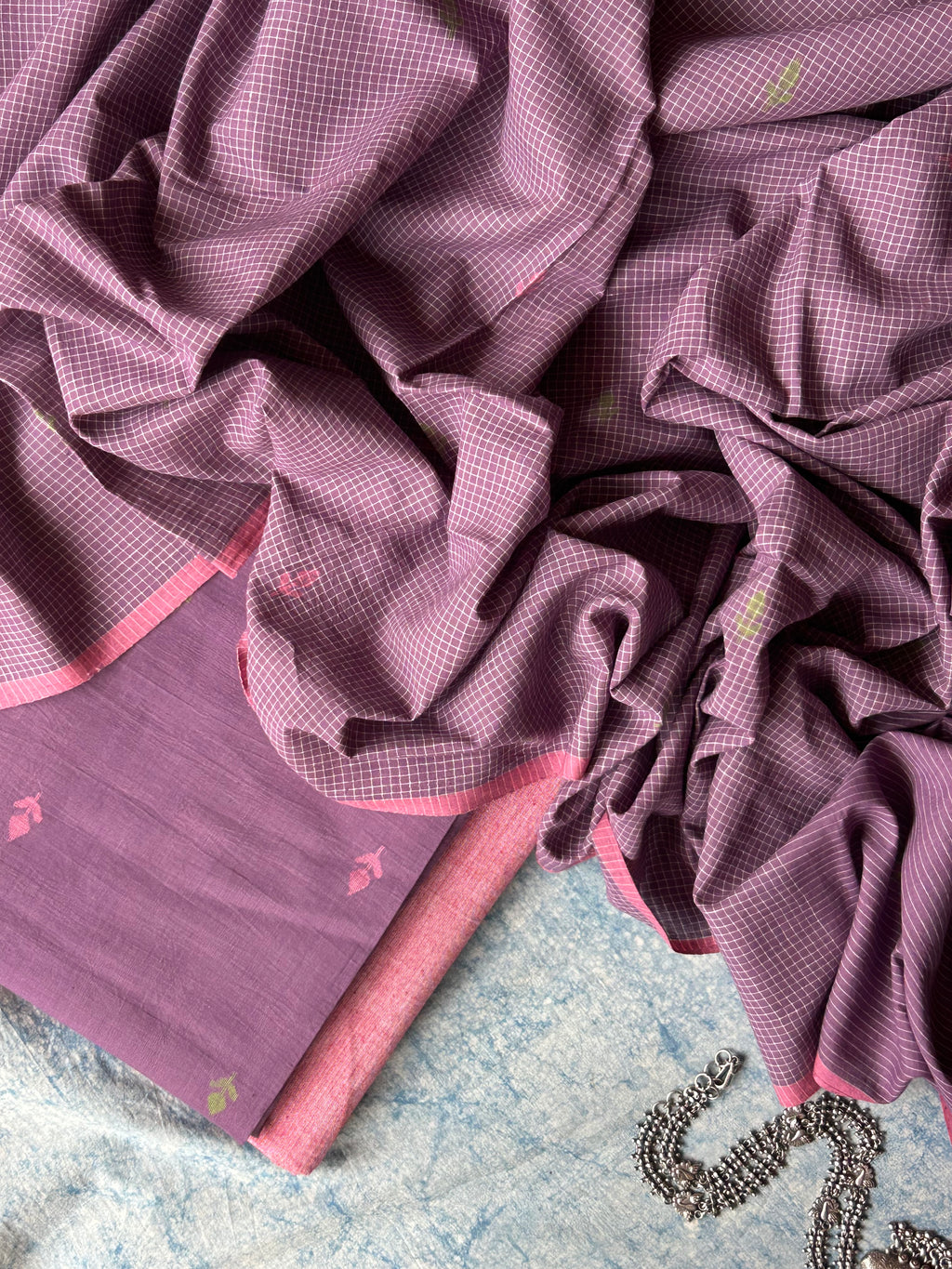 Aparajita - Handwoven Bengal Jamdani Kurta Dupatta set