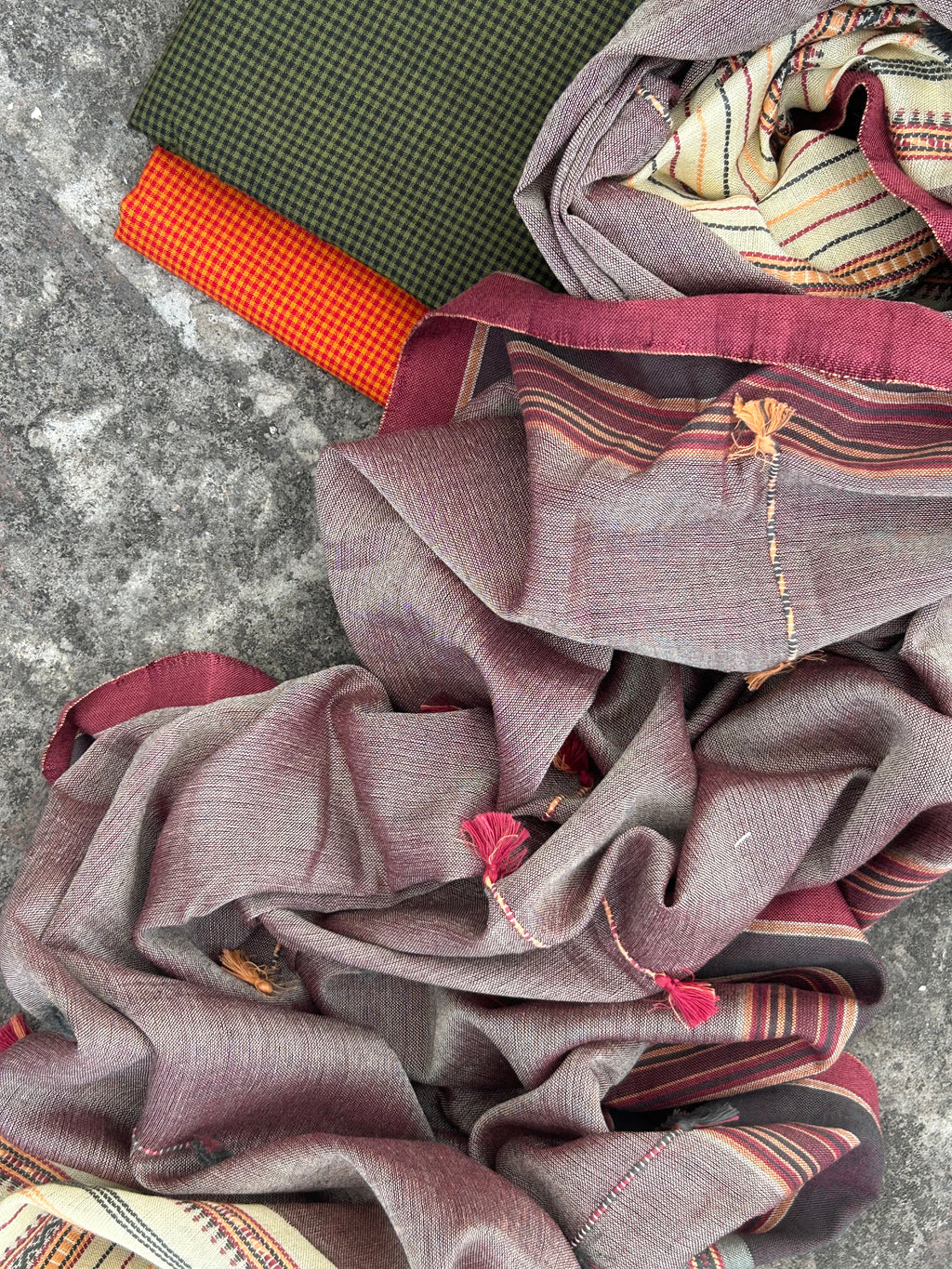 Sangam - Handwoven Bhujodi Set