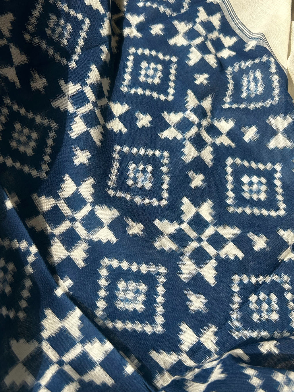 Handwoven Ikat Kurta Telia Dupatta Set