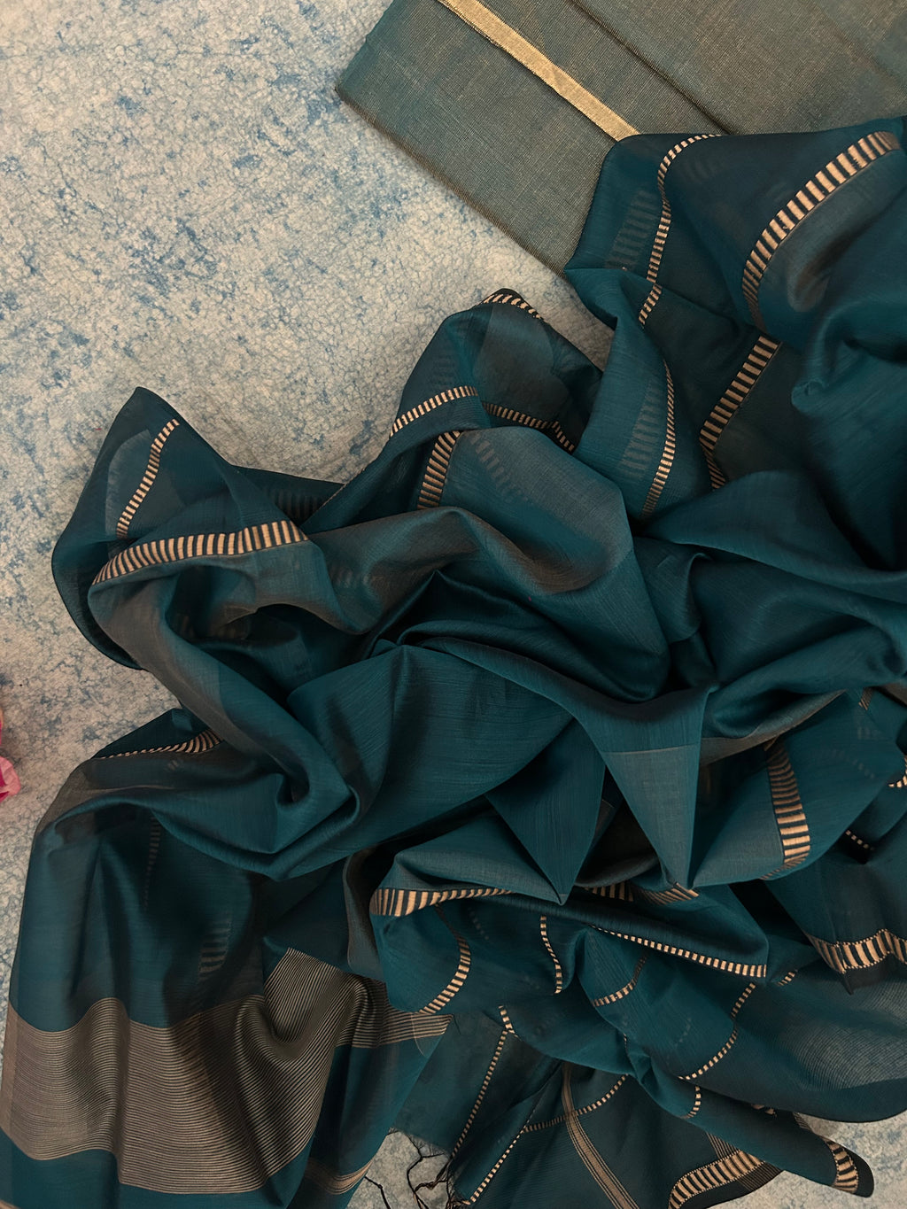 Handwoven Maheshwari Kurta Dupatta Set -Teal Blue