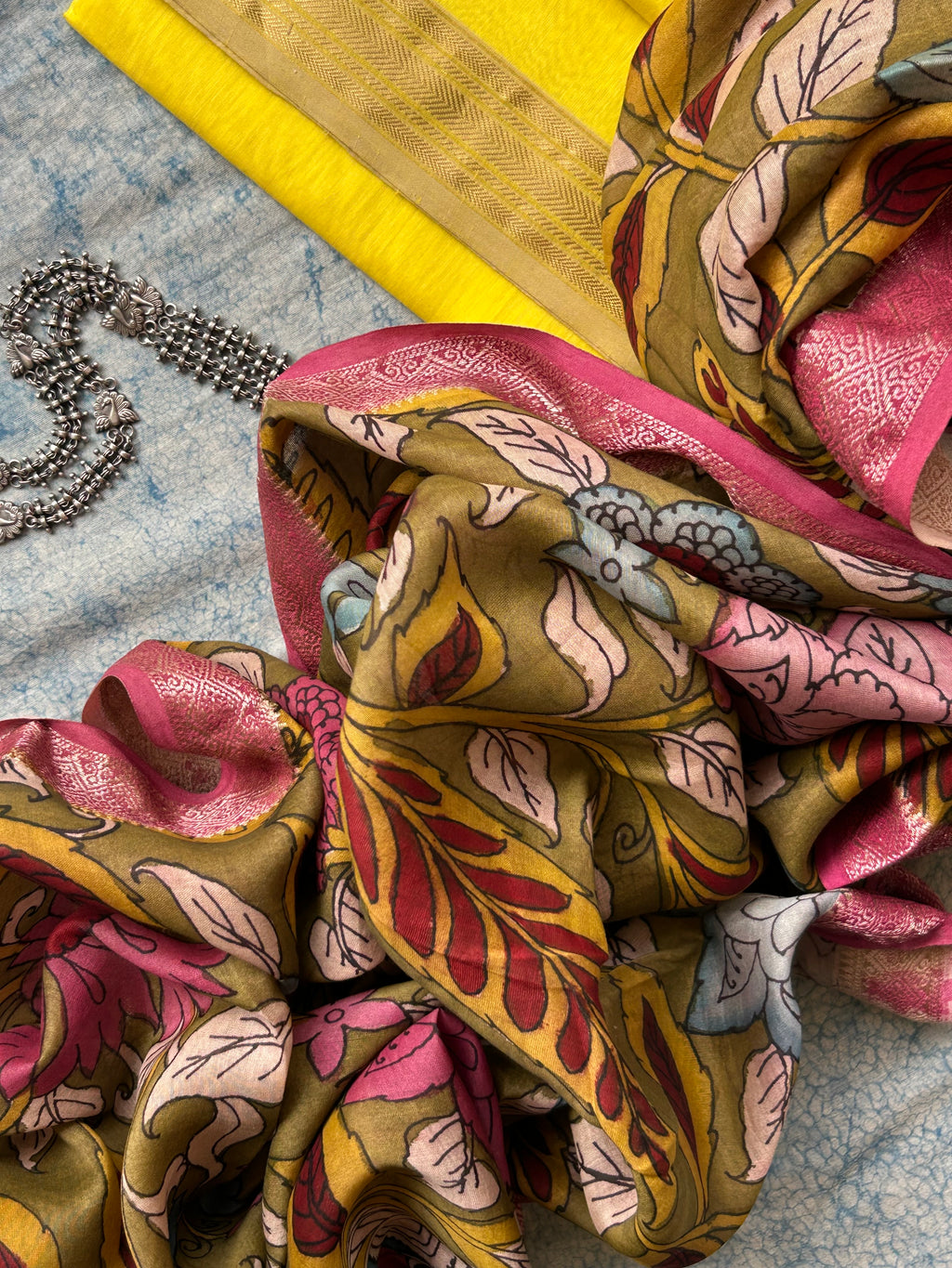 Menka - Handwoven Hand-drawn Handpainted Pen Kalamkari Kurta Dupatta Set