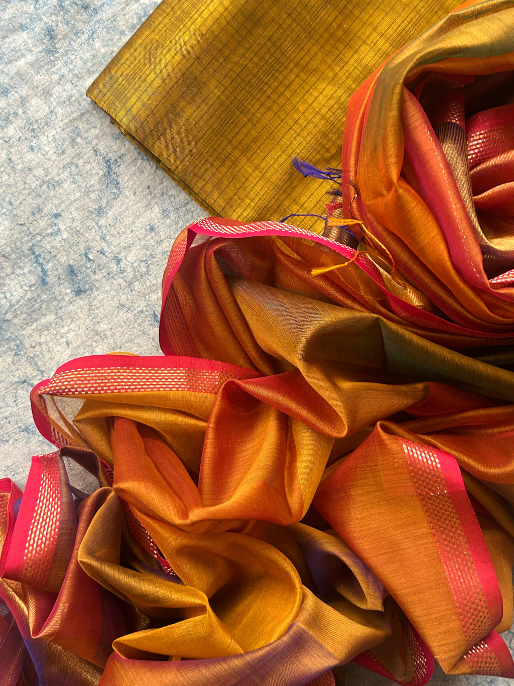 Shona - Handwoven Maheshwari Kurta Dupatta Set