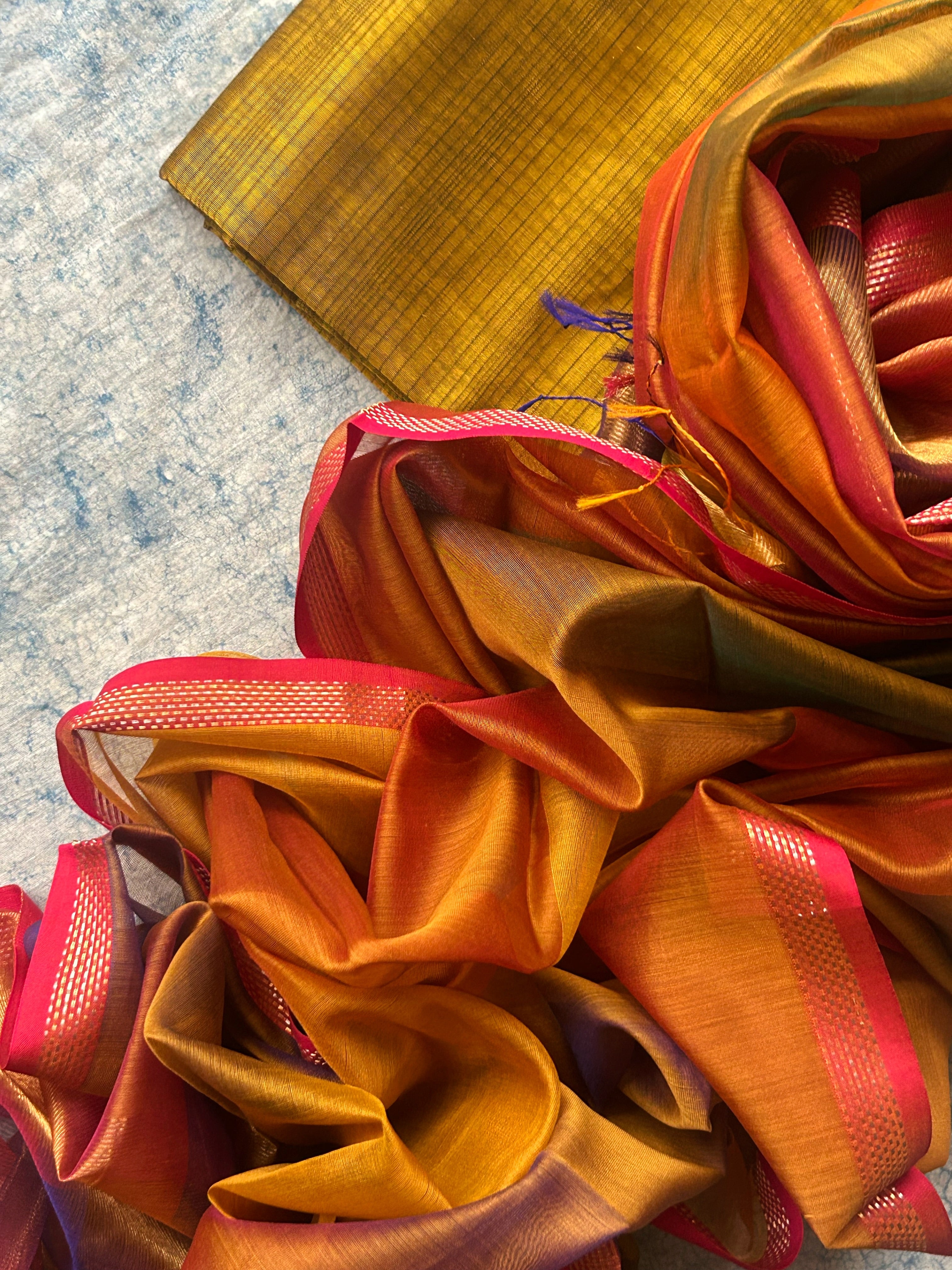 Shona - Handwoven Maheshwari Kurta Dupatta Set