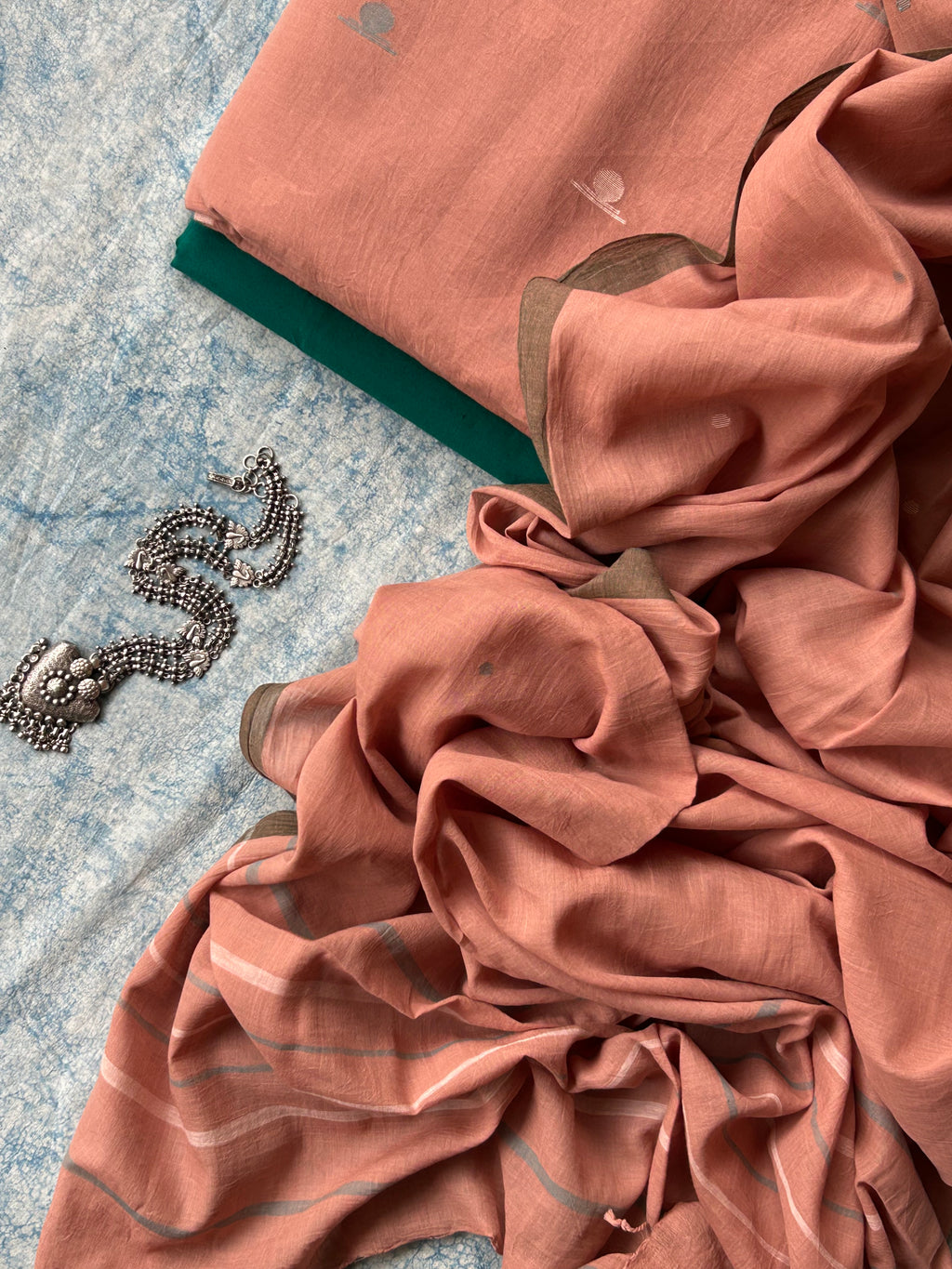 Parijat - Handwoven Bengal Jamdani Kurta Dupatta set