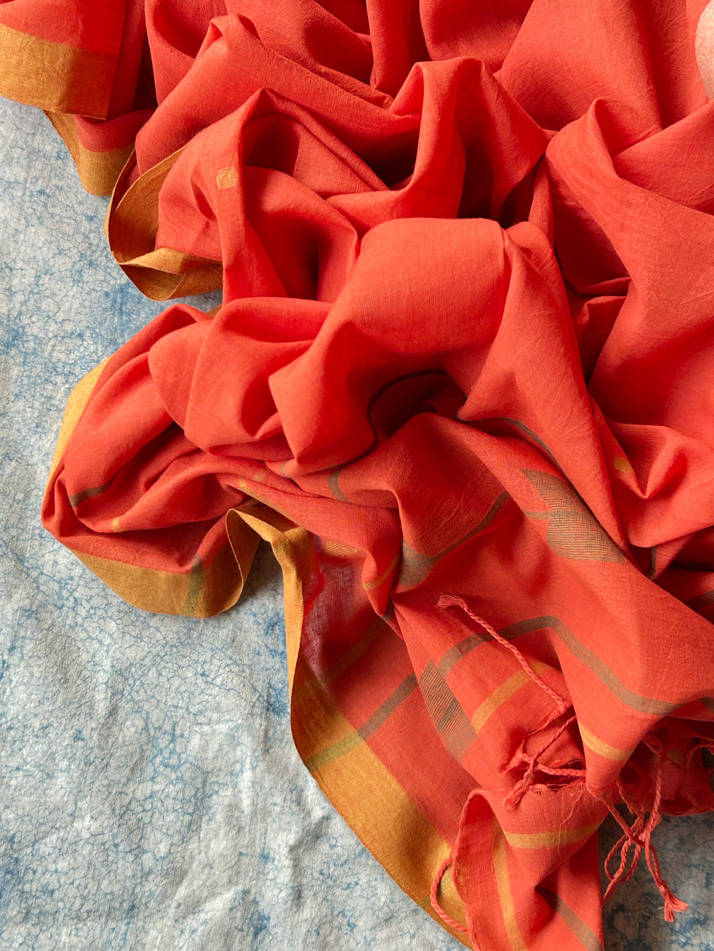 Aarushi - Handwoven Bengal Jamdani Kurta Dupatta set