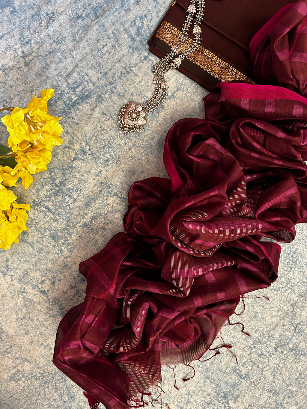 Handwoven Maheshwari Kurta Dupatta Set