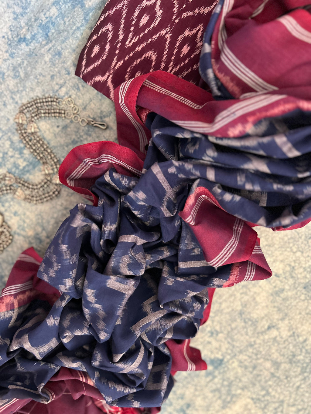 Handwoven Ikat Kurta Telia Dupatta Set
