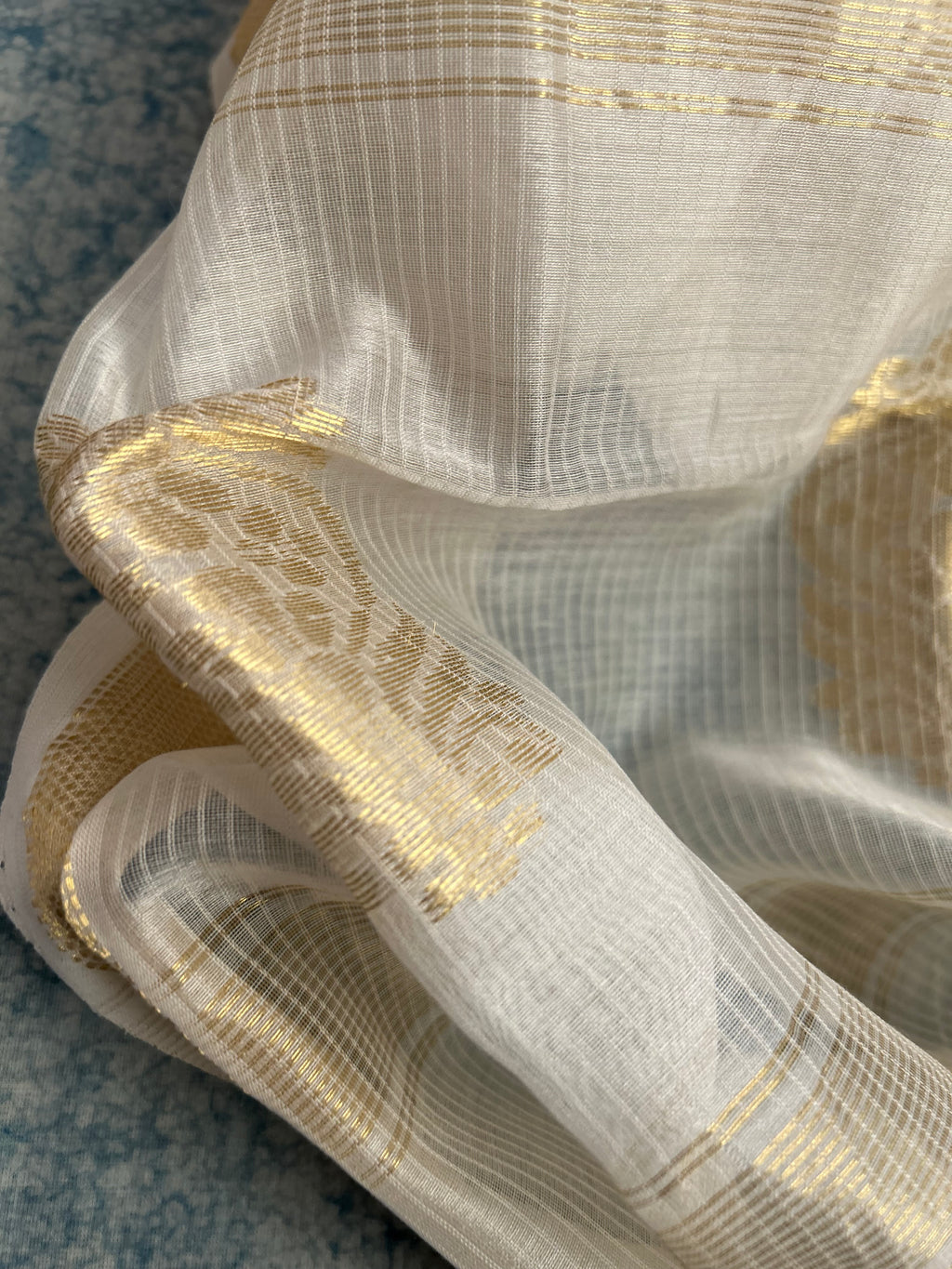 Handwoven Maheshwari Kurta Dupatta Set