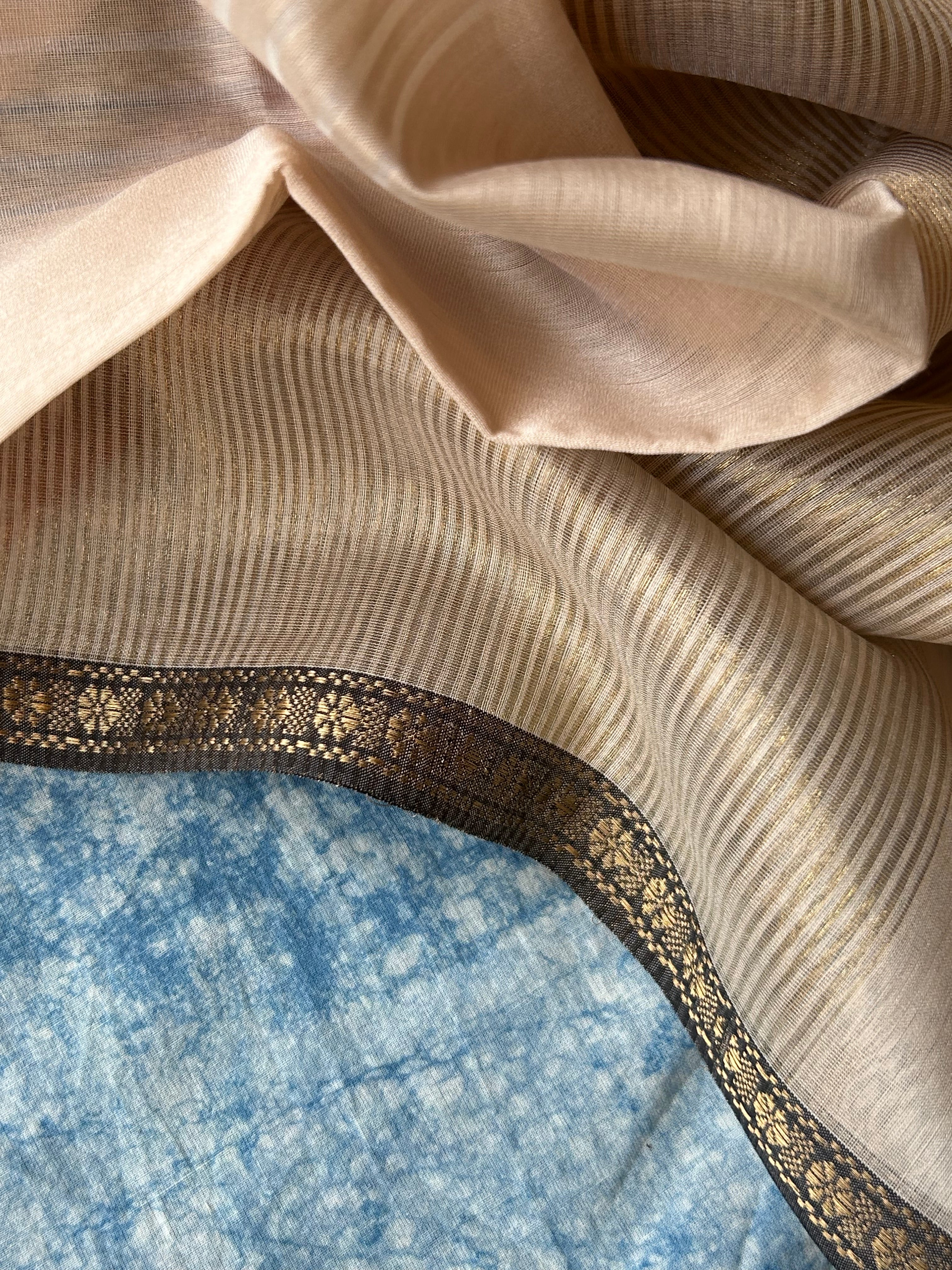 Handwoven Maheshwari Kurta Dupatta Set - Apple Red & Almond