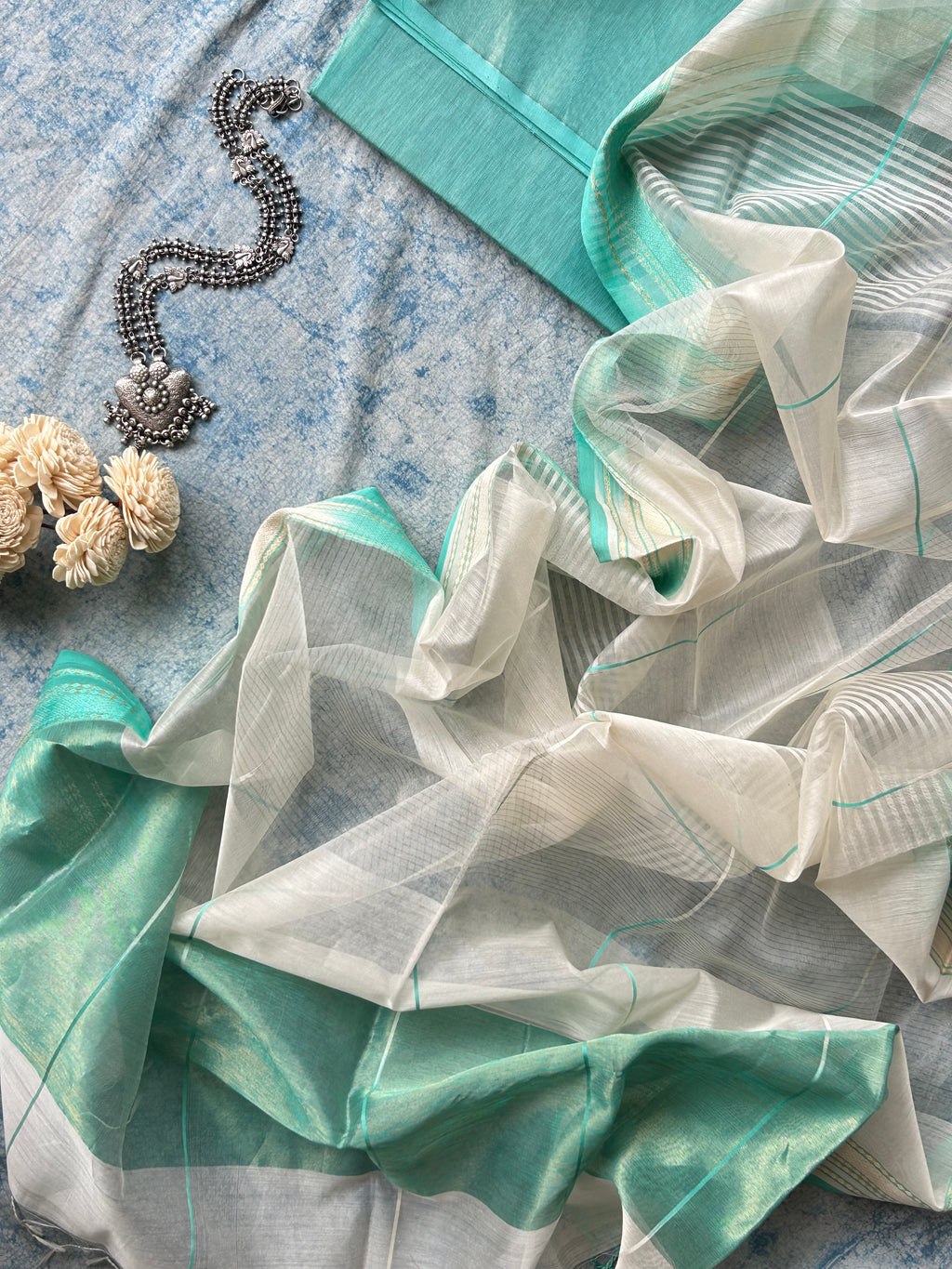 Baarish - Handwoven Maheshwari Kurta Dupatta Set
