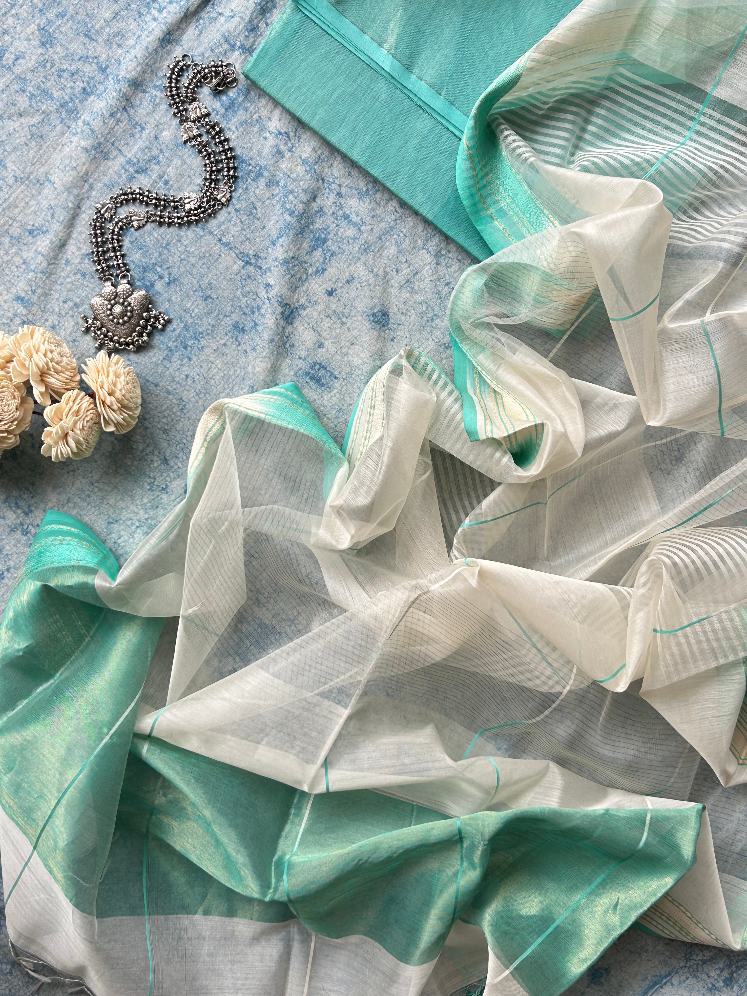 Baarish - Handwoven Maheshwari Kurta Dupatta Set
