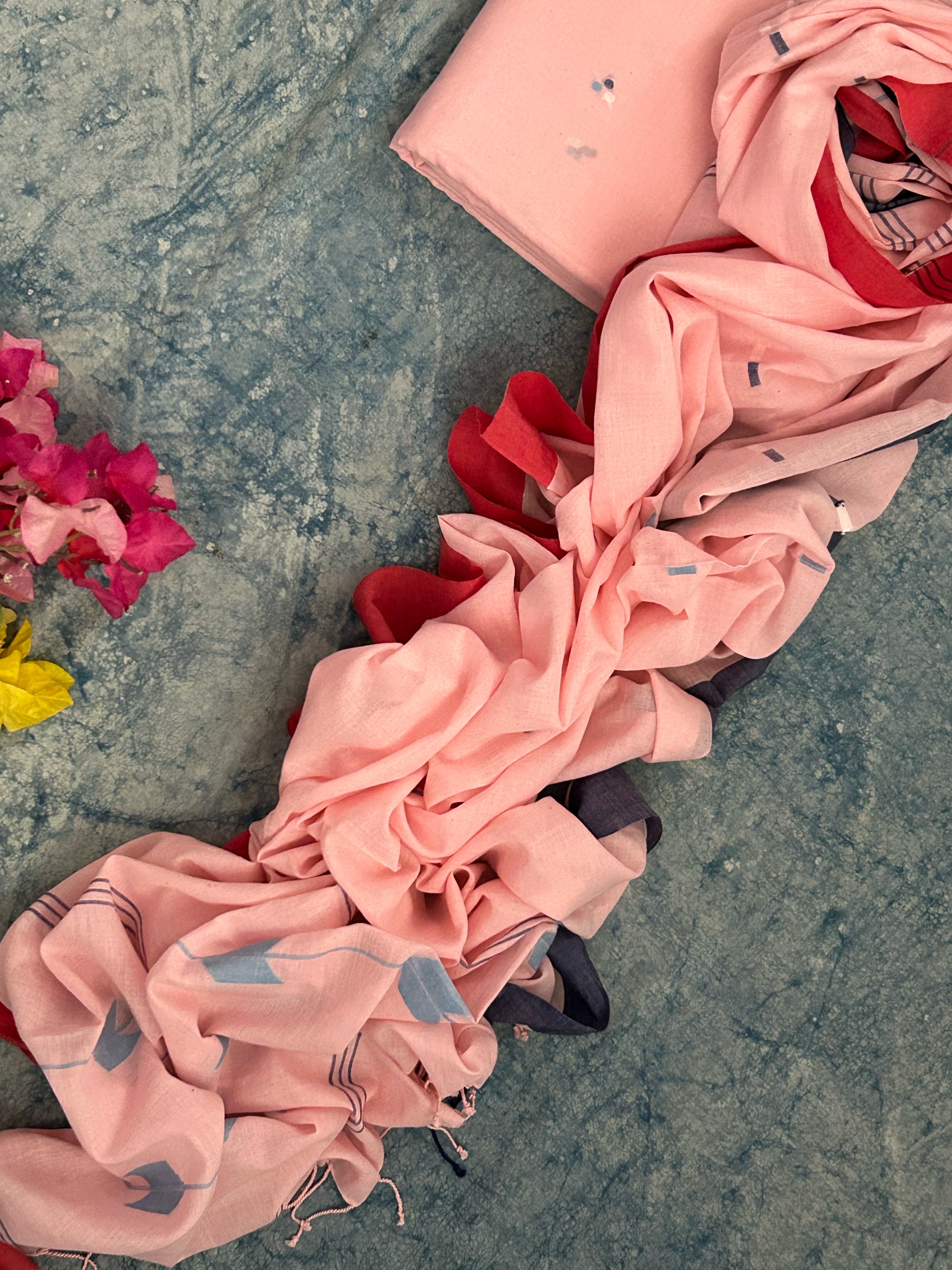 Blush me up - Handwoven Bengal Jamdani Kurta Dupatta set