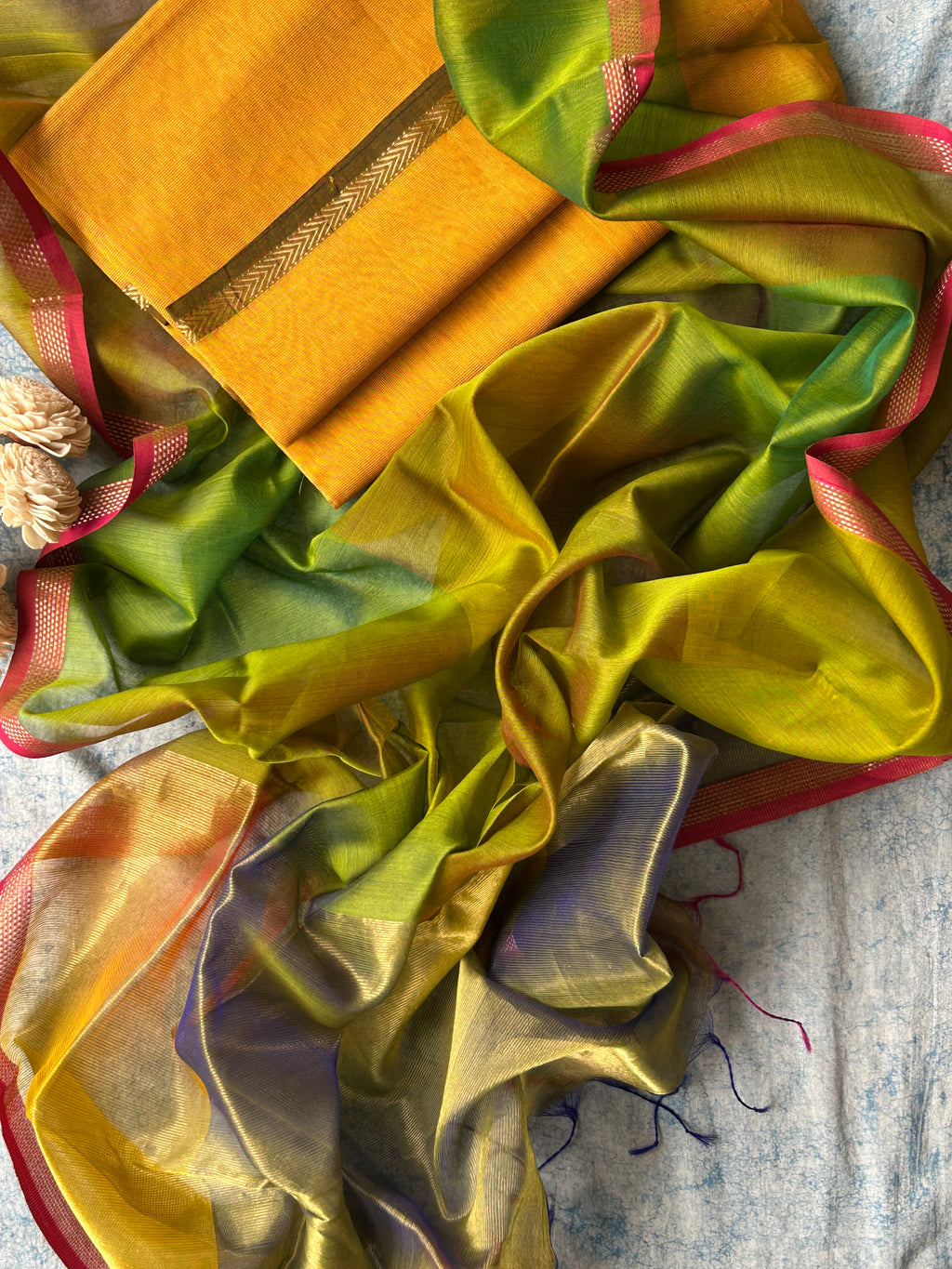 Sangam - Handwoven Maheshwari Kurta Dupatta Set