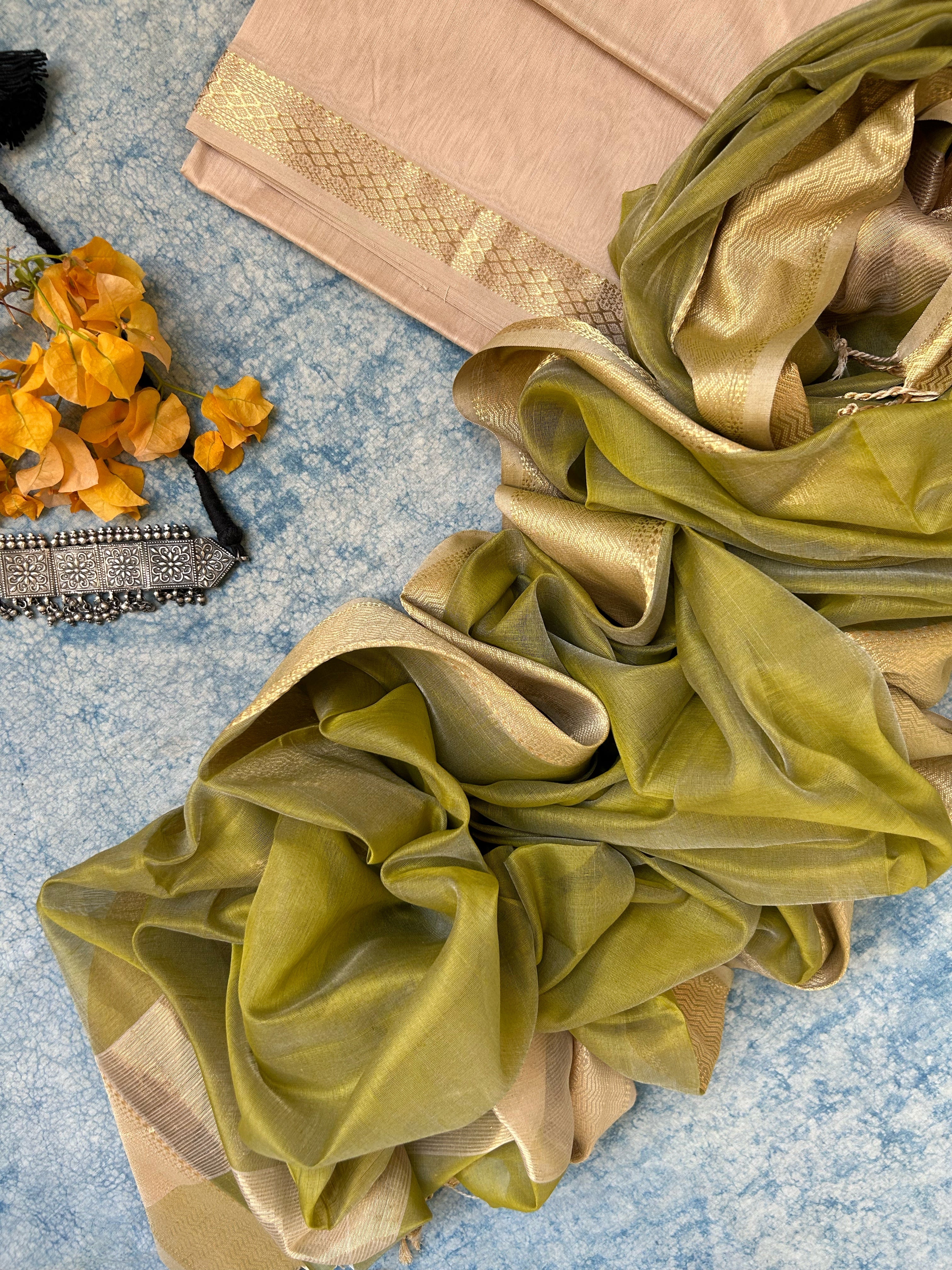 Handwoven Maheshwari Kurta Dupatta Set - Almond and Lime Green
