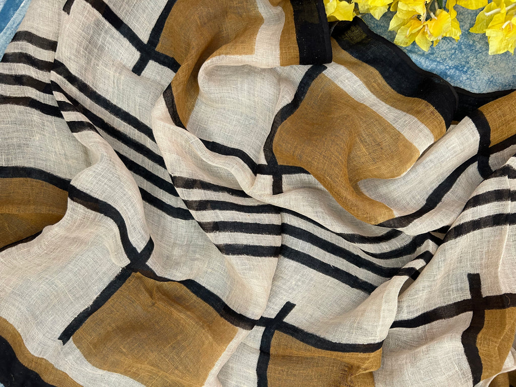 Handcrafted Linen Kurta Dupatta Set