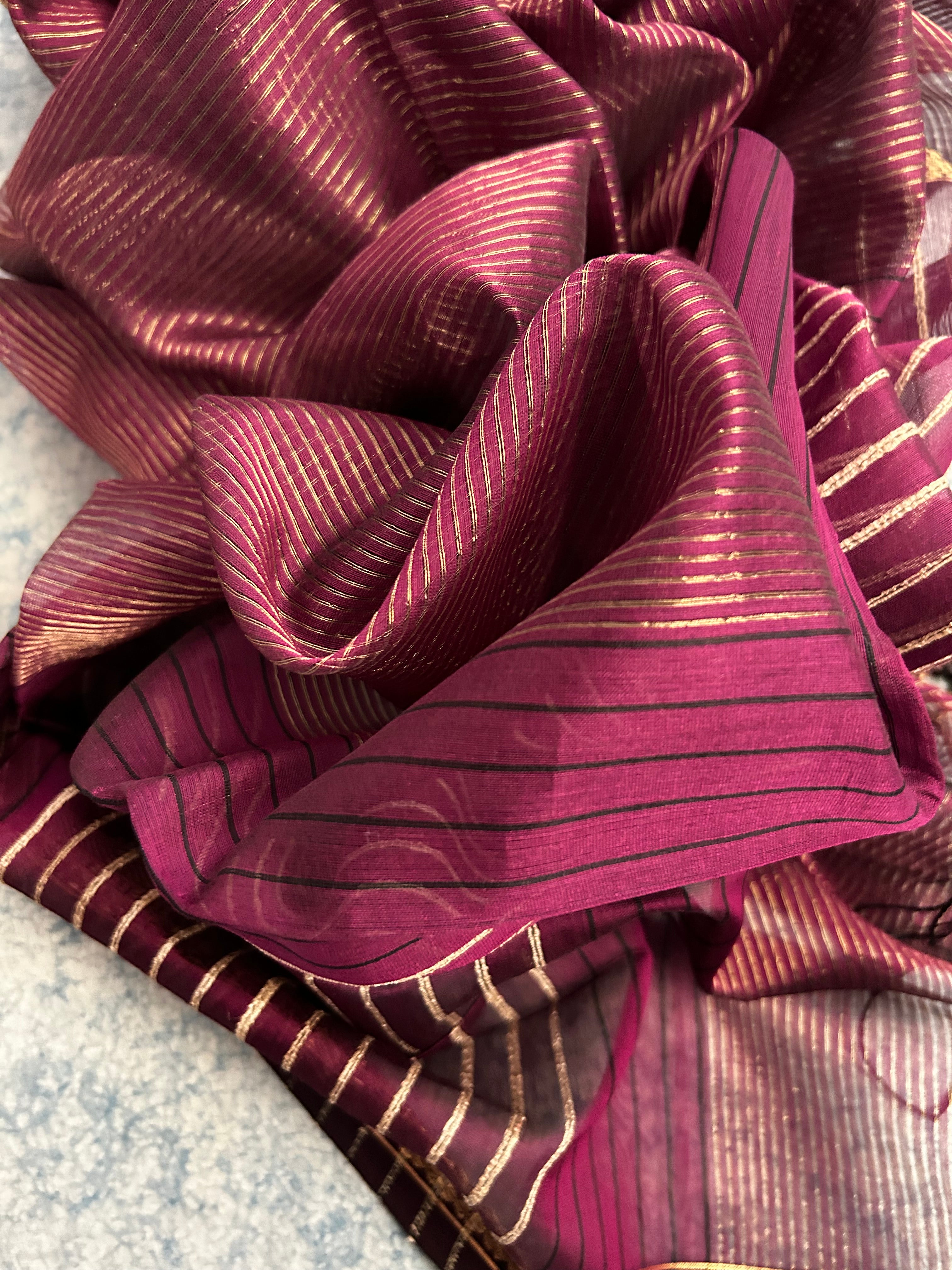 Handwoven Maheshwari Kurta Dupatta Set