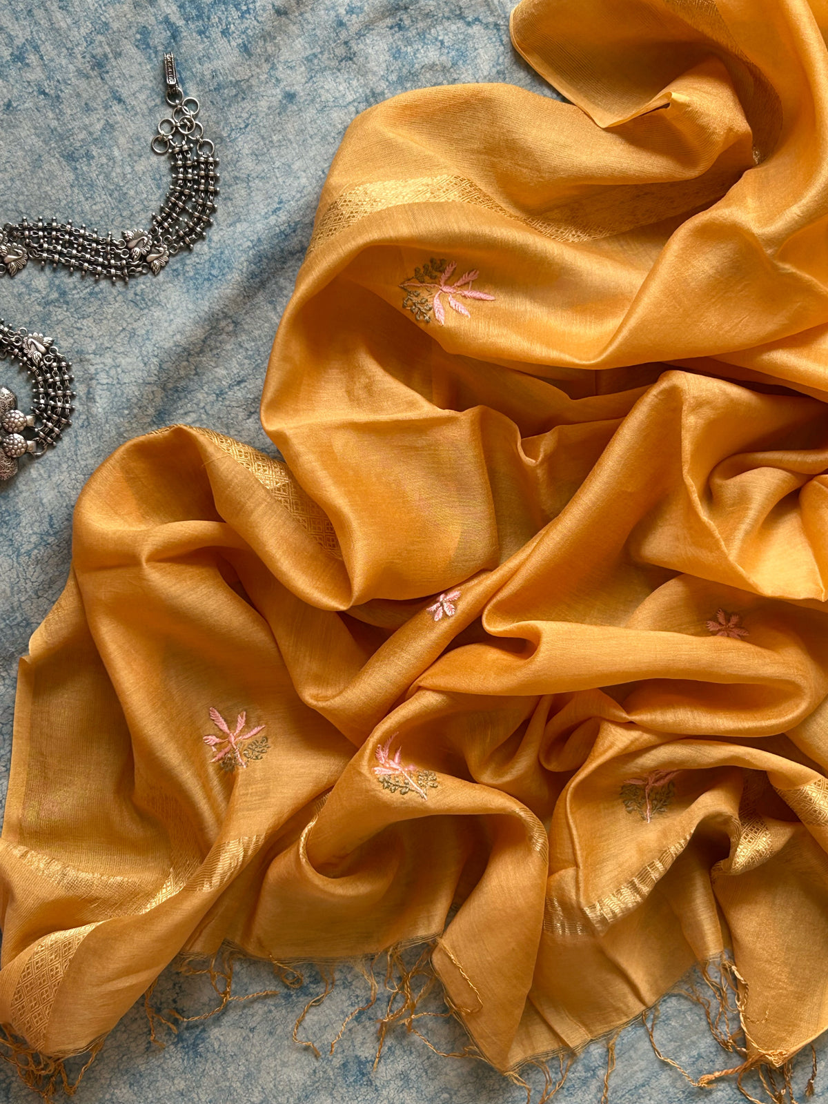 Avira - Handwoven Chikankari Work Maheshwari Set
